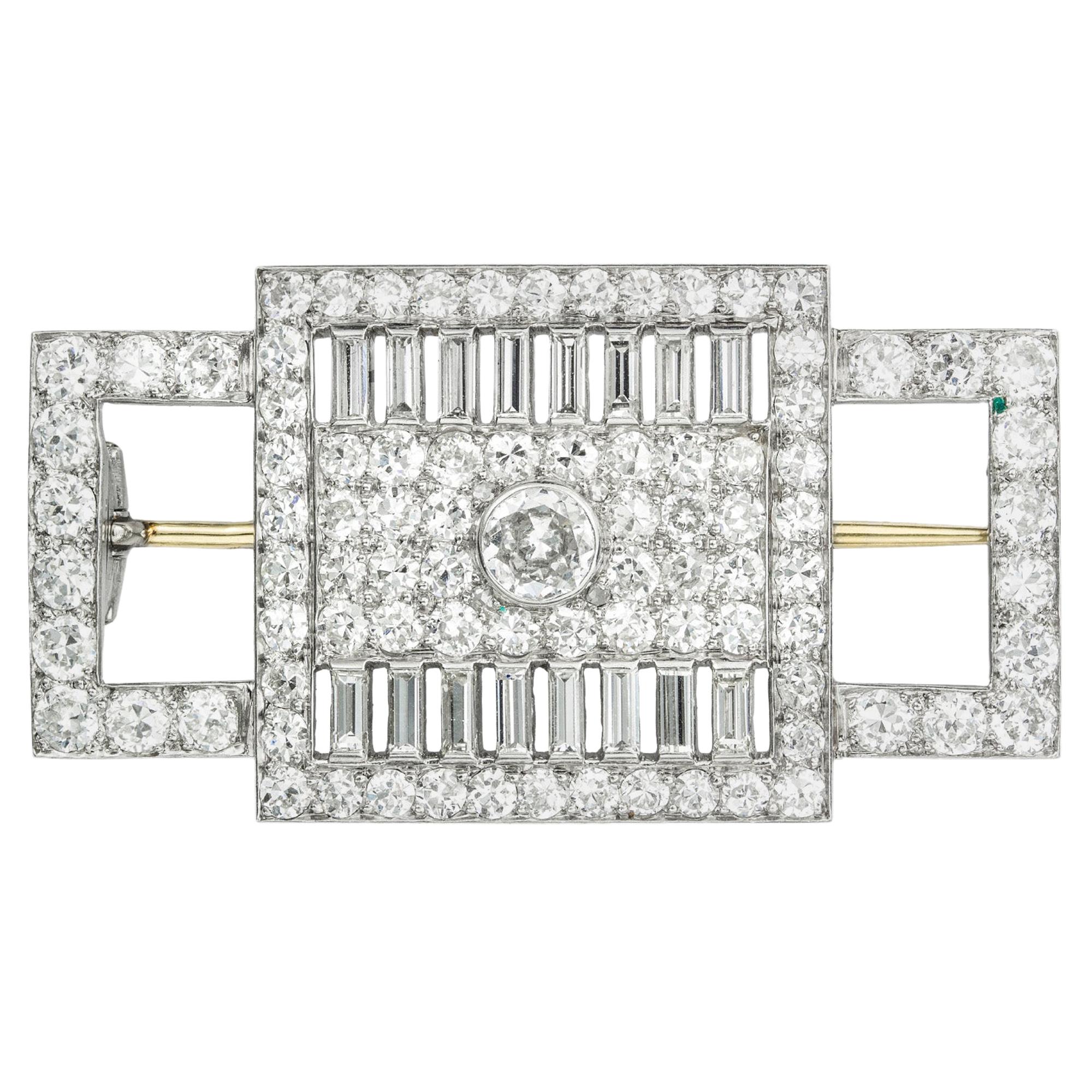 Französische Brosche im Art-déco-Stil mit Diamanten von Lambert Frères im Angebot