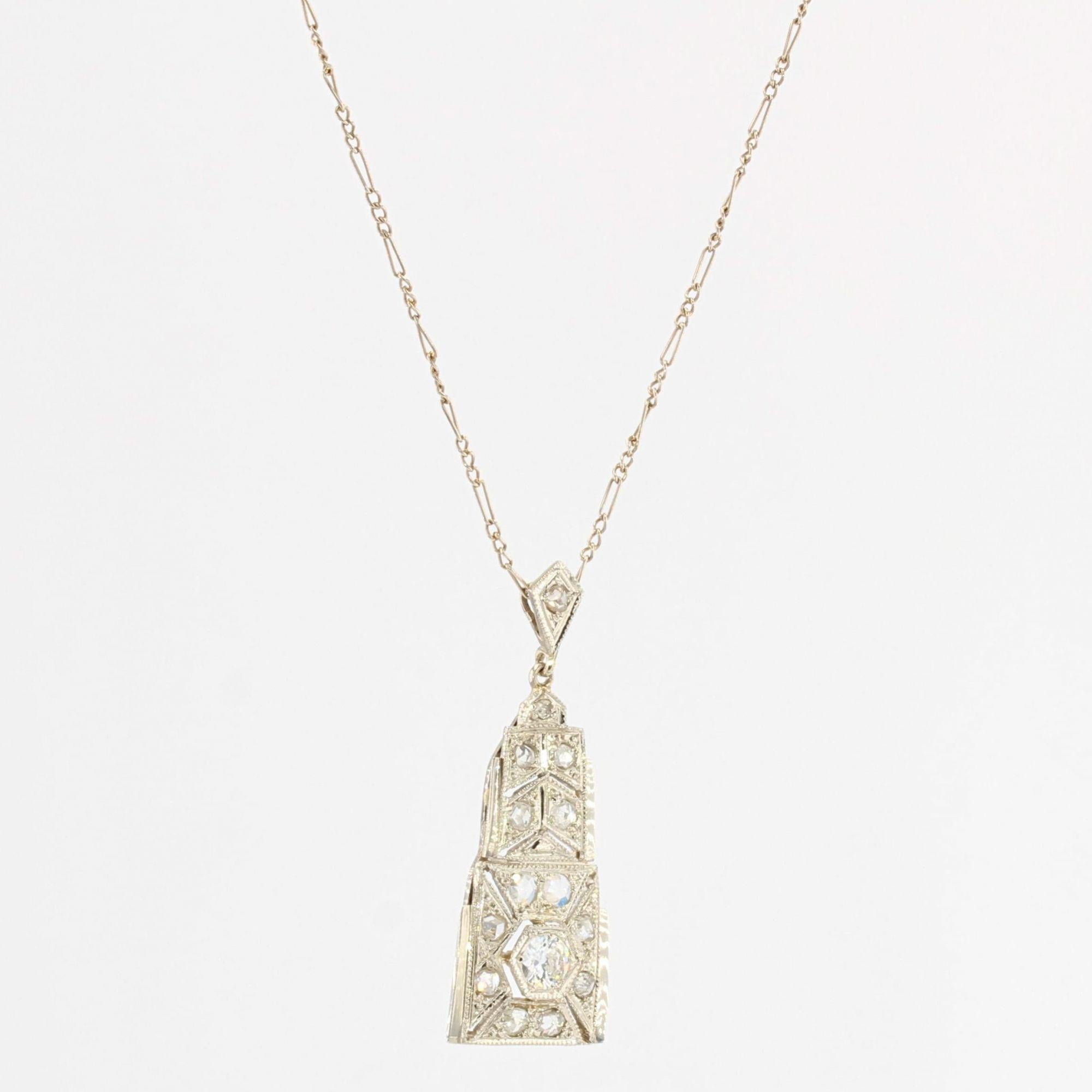 Art déco Collier  pendentif Art dco franais en or blanc 18 carats et diamants en vente