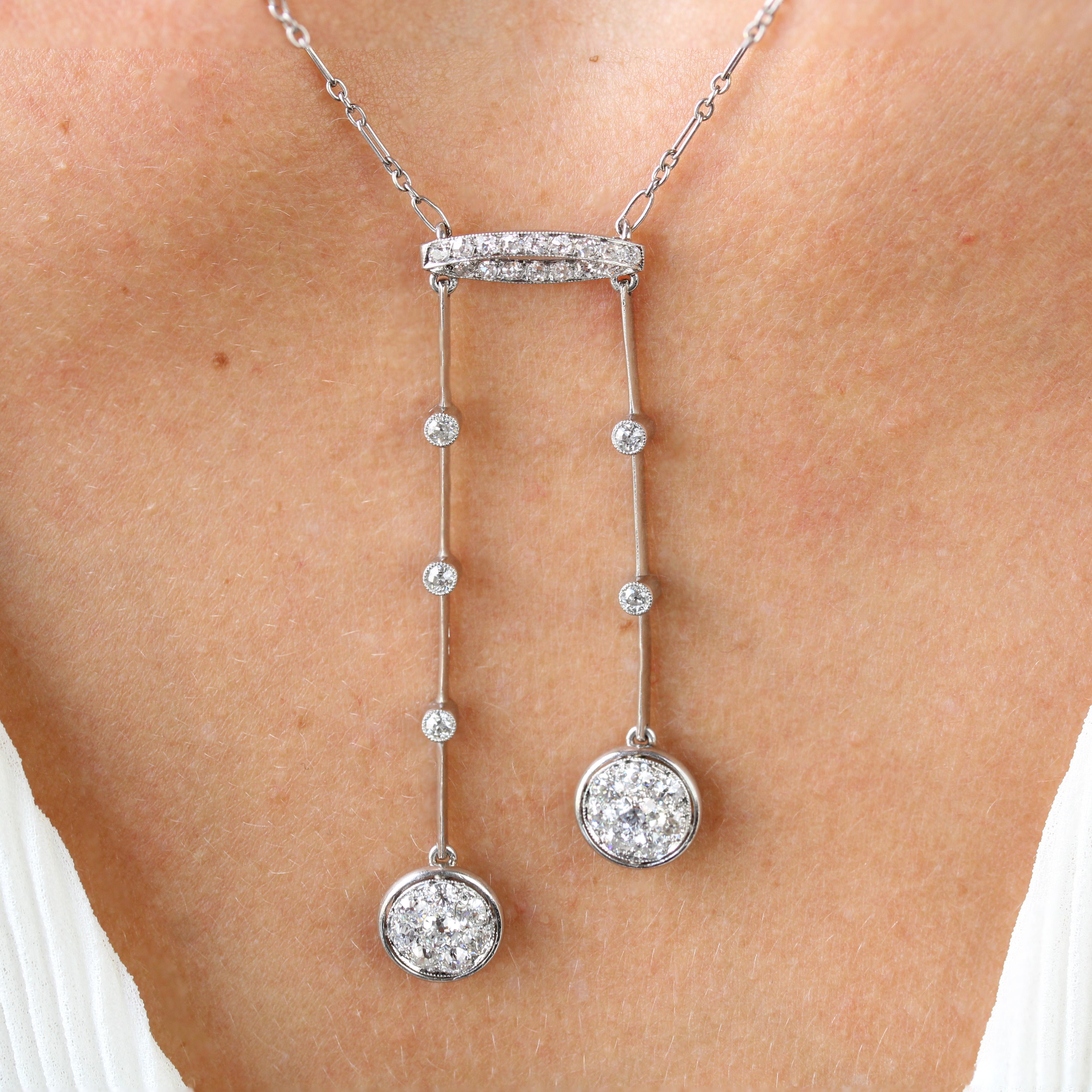 French Art Deco Diamonds  18 Karat White Gold Platinum Neglige Necklace For Sale 5