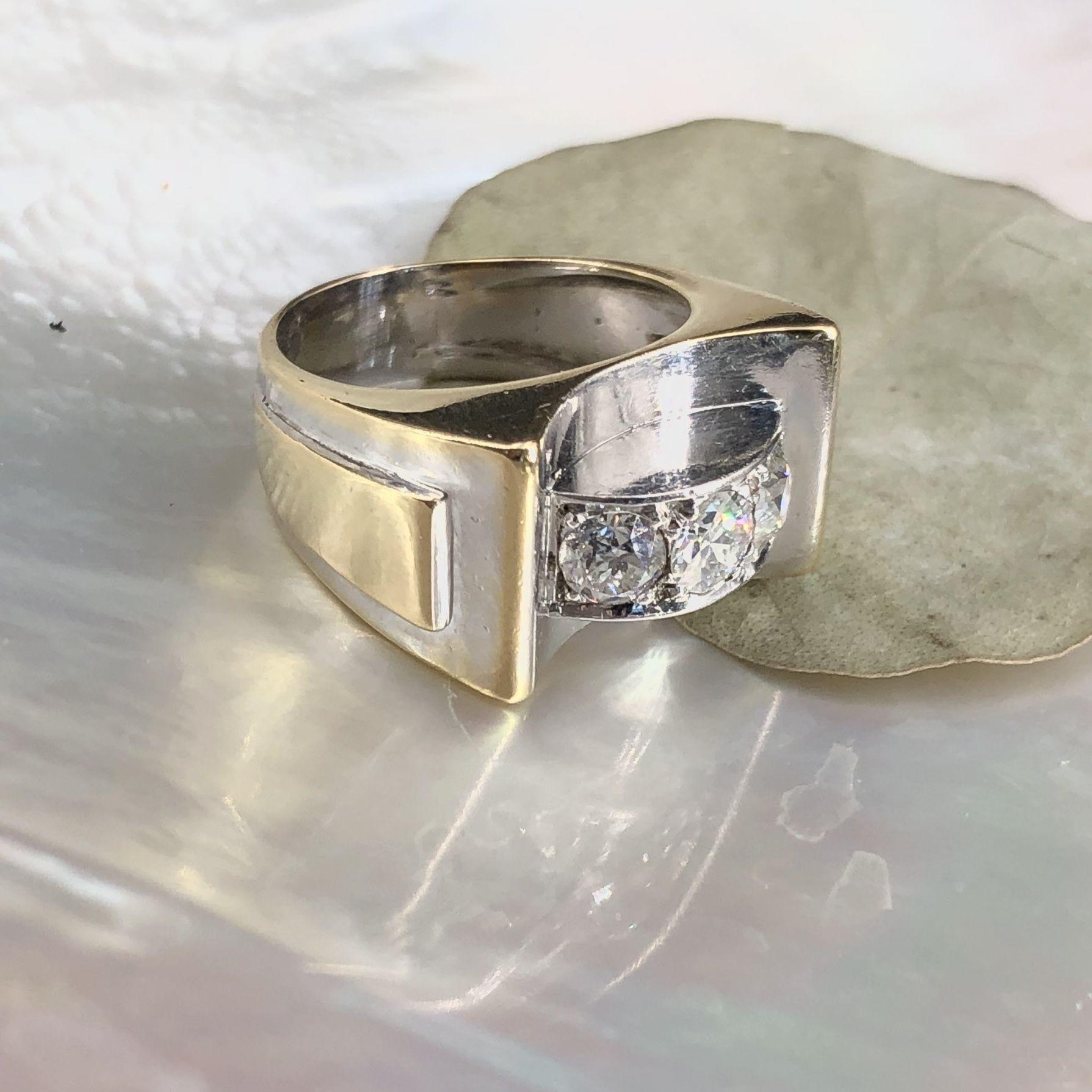 French Art Deco Diamonds 18 Karat Yellow White Gold Ring 10