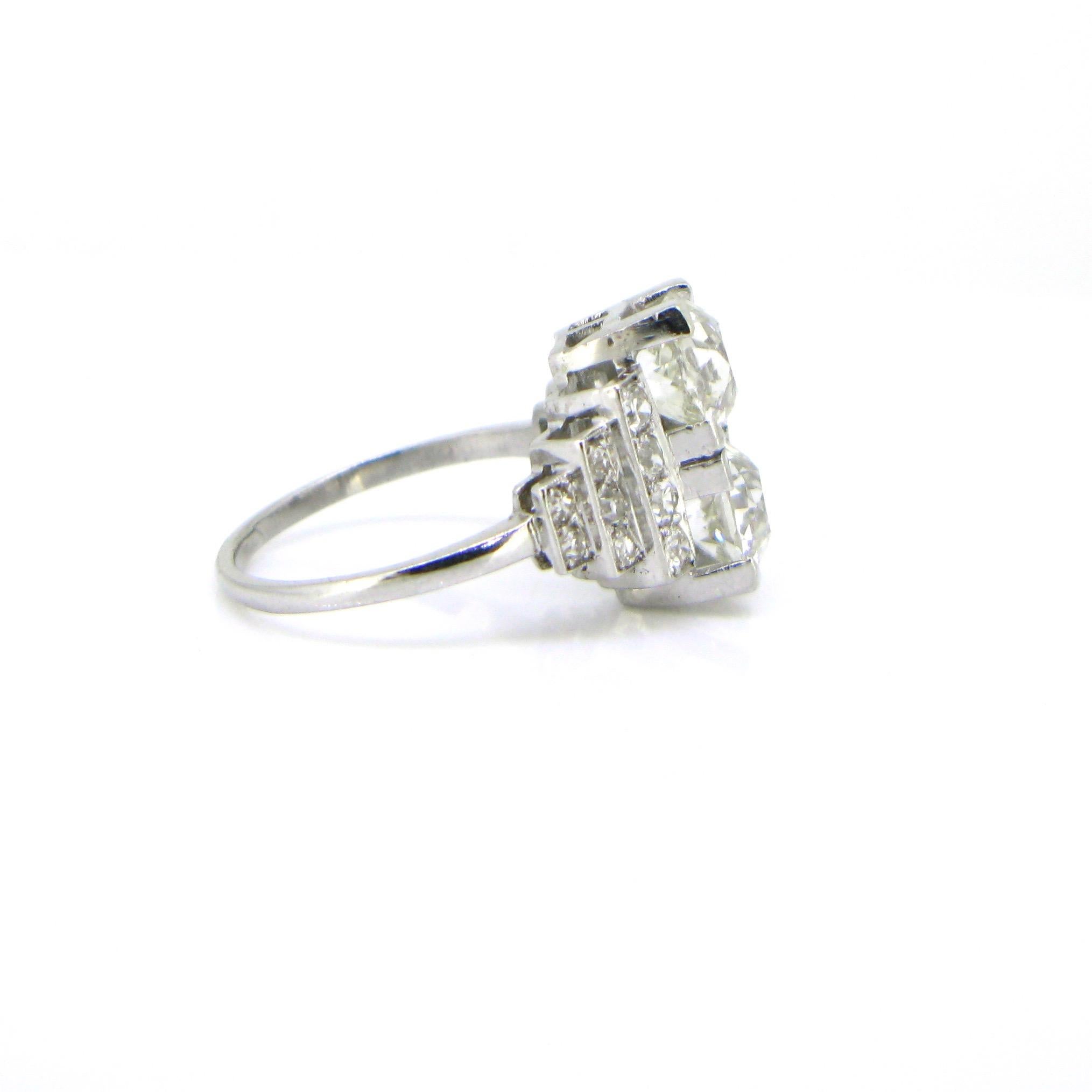 French Art Deco Diamonds Geometric Platinum Ring In Good Condition In London, GB