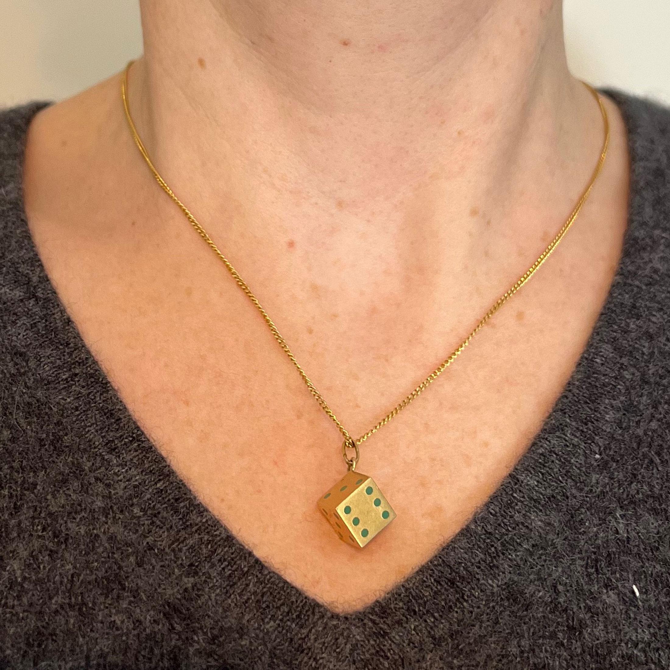 French Art Deco Die with Miniature Dice 18K Yellow Gold Enamel Charm Pendant For Sale 2