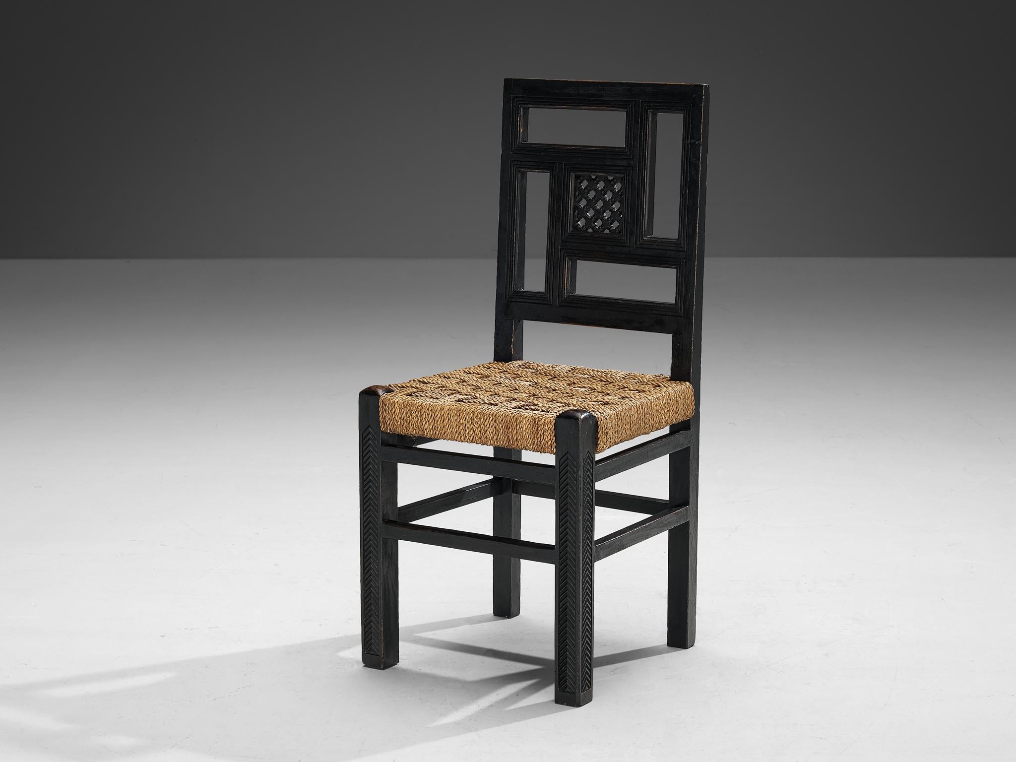 French Art Deco Dining Chairs with Straw Seats and Geometrical Backrests In Good Condition For Sale In Waalwijk, NL