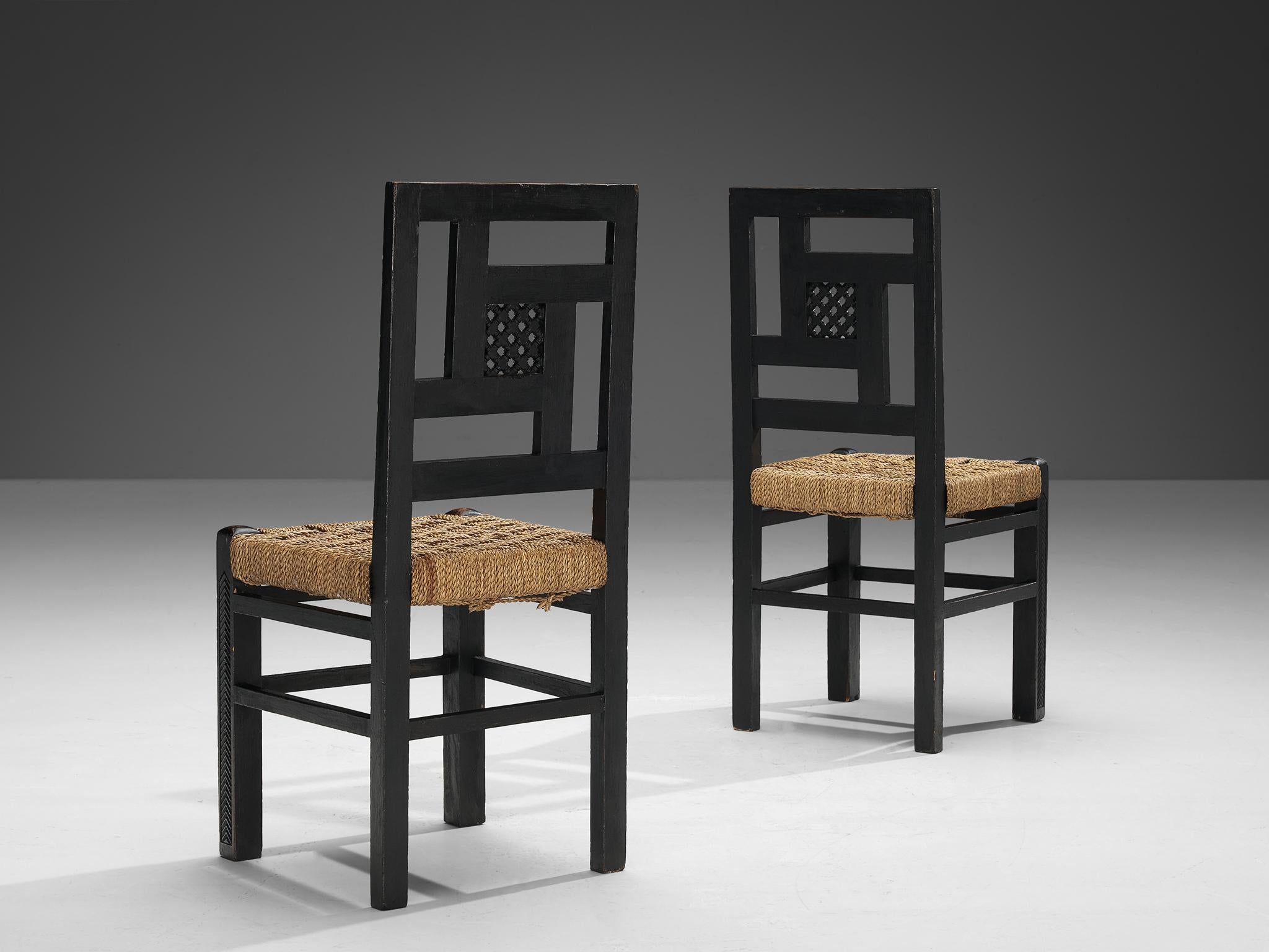 French Art Deco Dining Chairs with Straw Seats and Geometrical Backrests For Sale 1