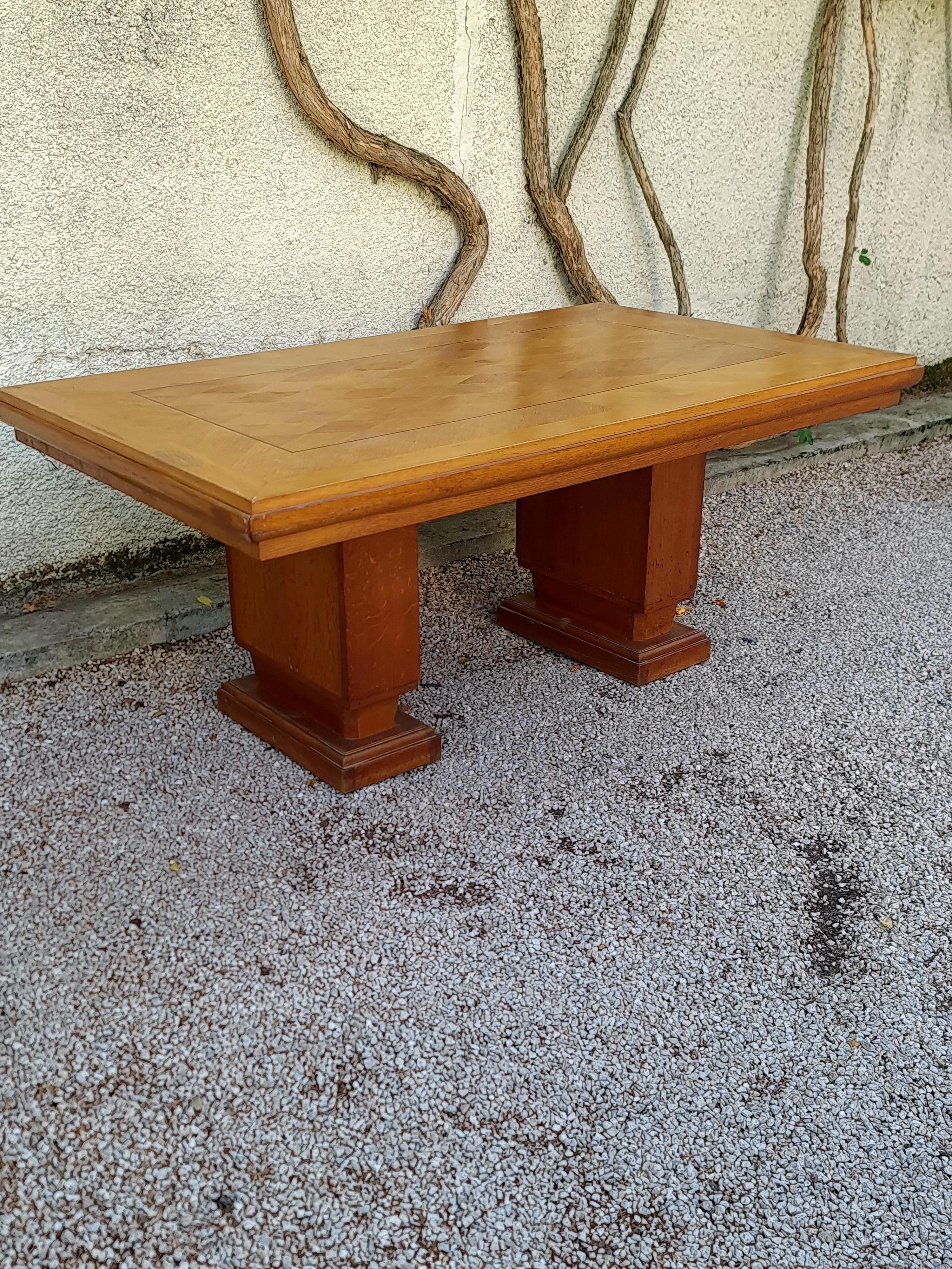 Mid-20th Century French Art Deco Dining Room Table, circa 1940 For Sale