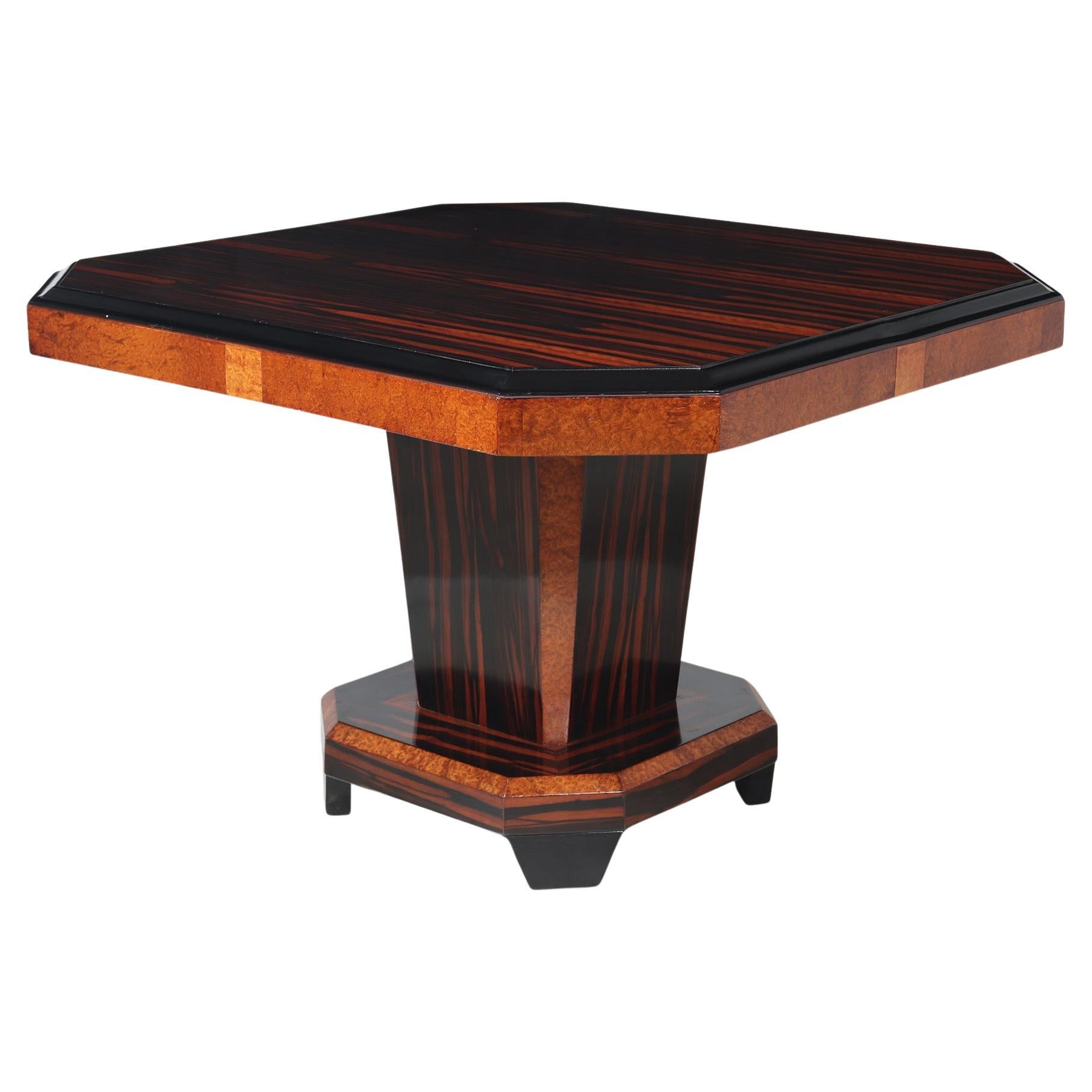 French Art Deco Dining Table in Macassar Ebony and Amboyna For Sale