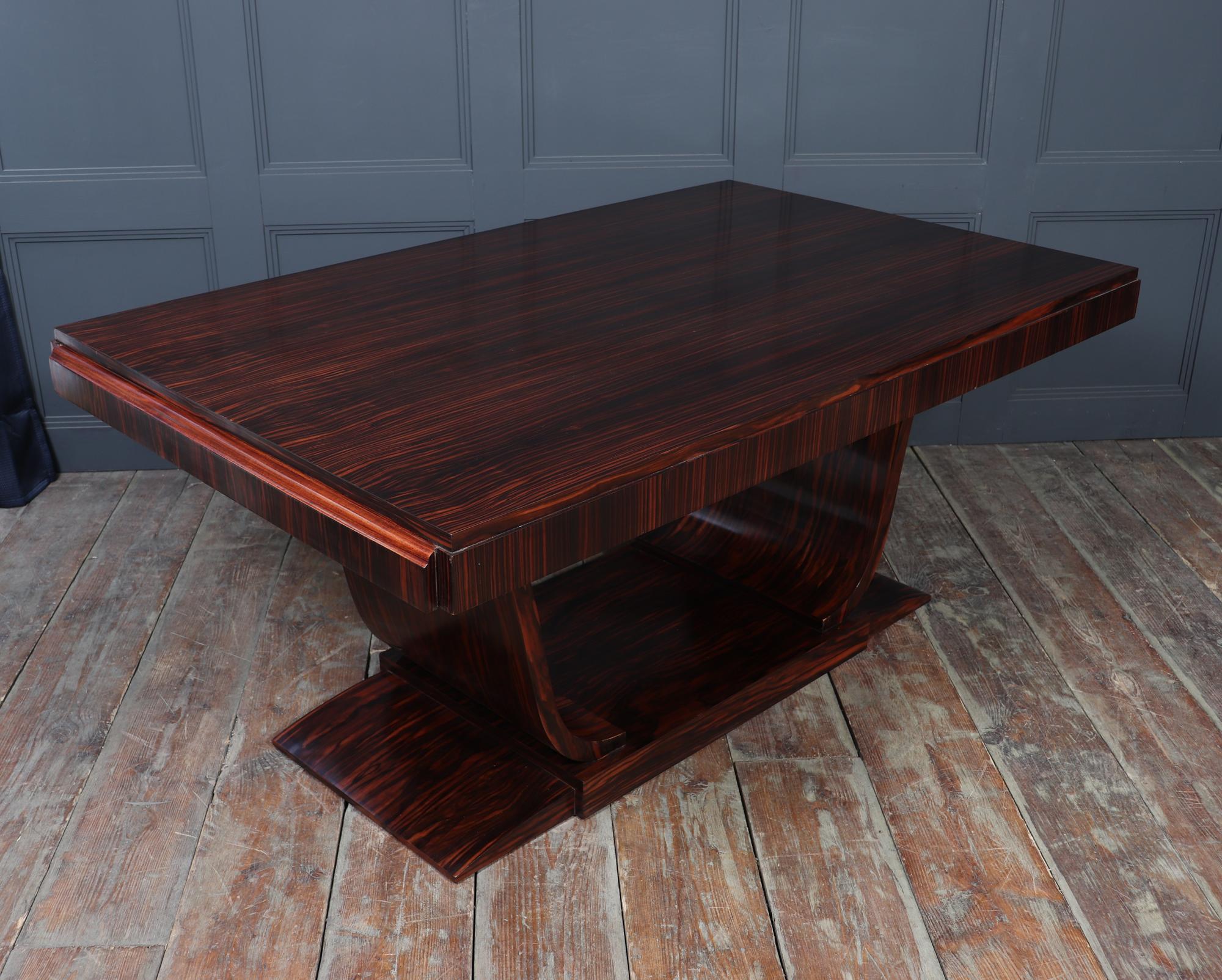 Table de salle à manger Art déco française en ébène de Macassar en vente 9