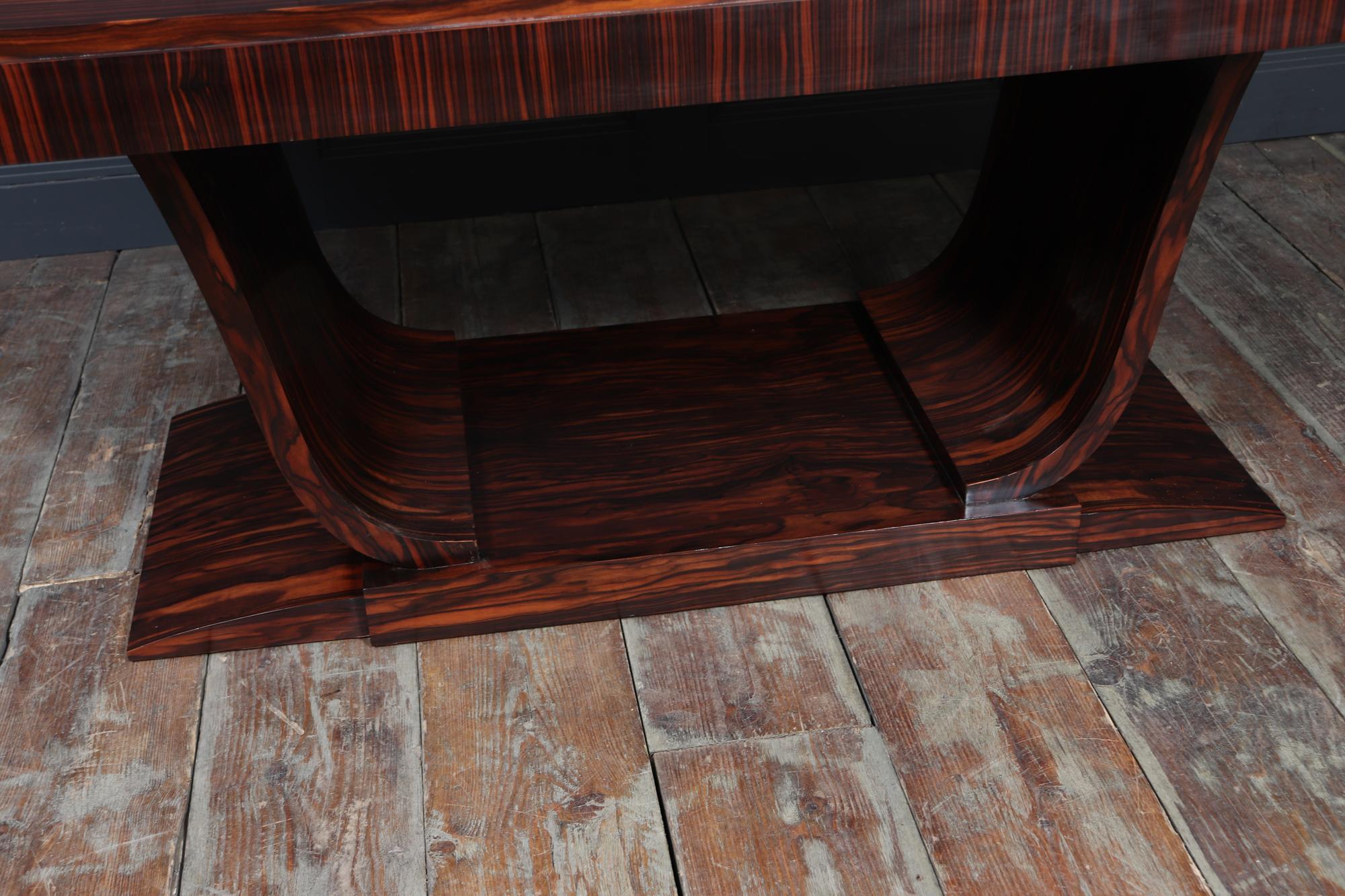 Table de salle à manger Art déco française en ébène de Macassar en vente 1