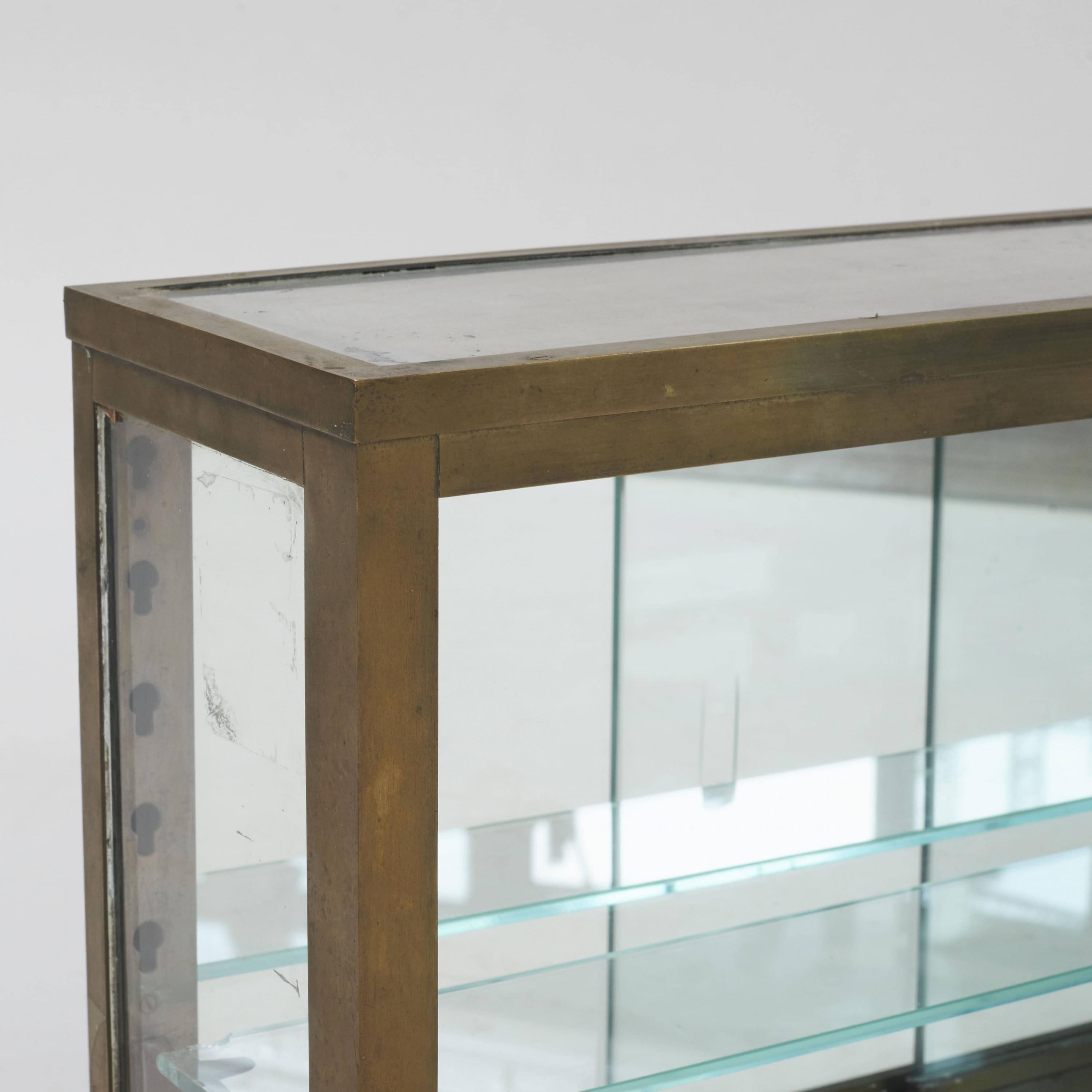 French Art Deco Display Case / at 1stDibs