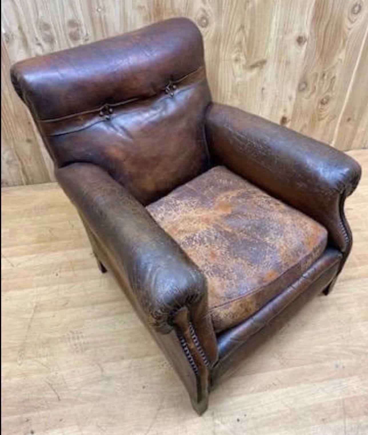 French Art Deco Distressed Brown Leather Club Chair In Good Condition For Sale In Chicago, IL