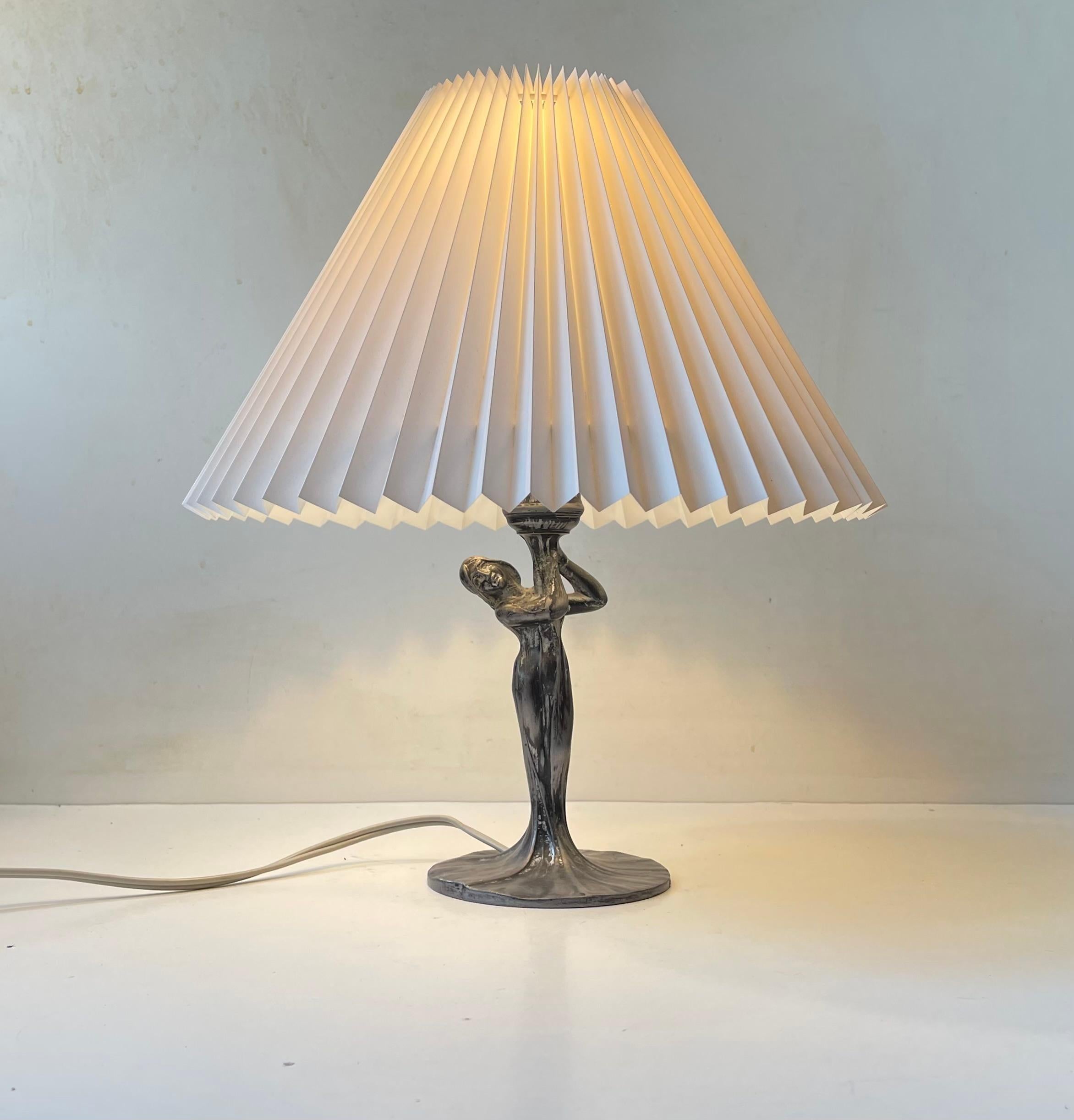 French Art Deco 'Dress' Table Lamp in Pewter, 1930s In Good Condition For Sale In Esbjerg, DK