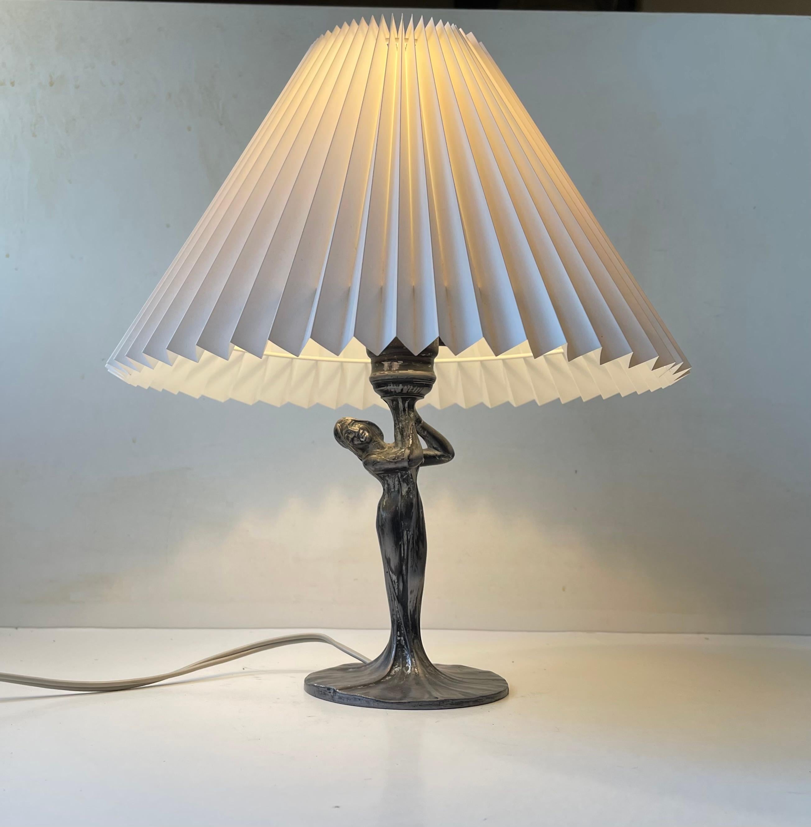 French Art Deco 'Dress' Table Lamp in Pewter, 1930s For Sale 3