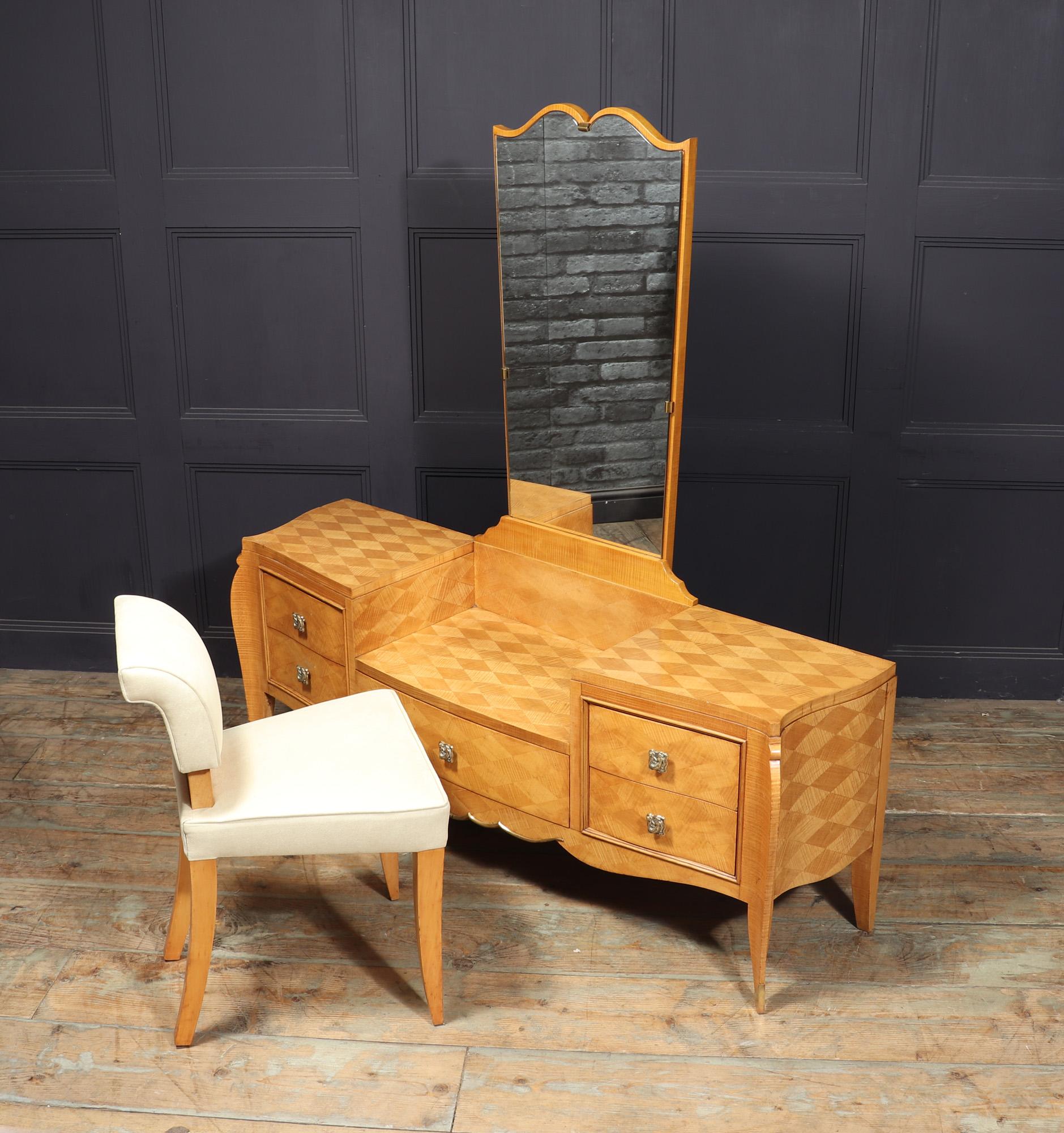 French Art Deco Dressing Table and Stool in Sycamore For Sale 7