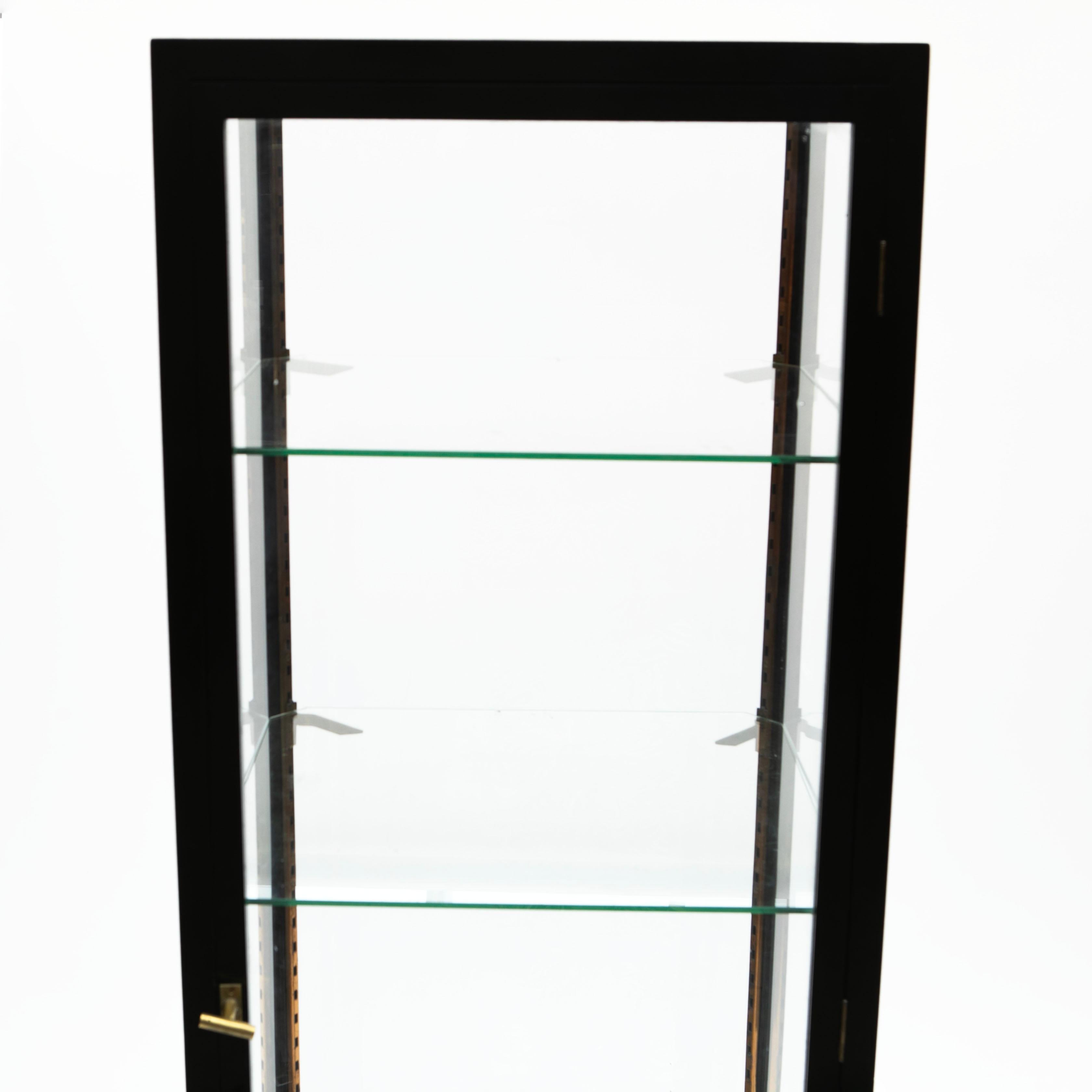 Französischer Vitrinenschrank aus ebonisiertem Glas im Art déco-Stil (Messing) im Angebot