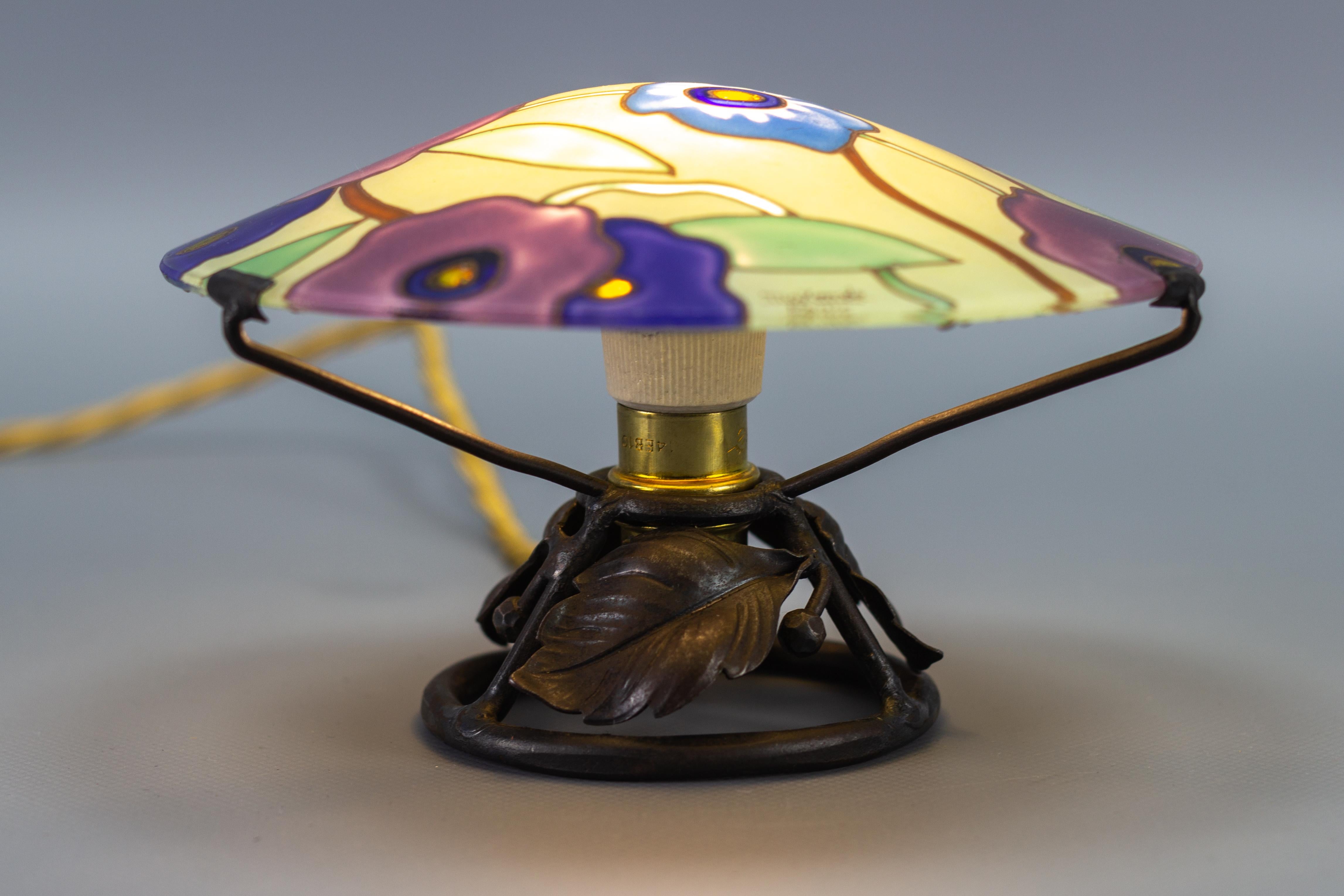 French Art Deco Enameled Glass Table Lamp by Maxonade Verrier D'Art, Paris For Sale 16