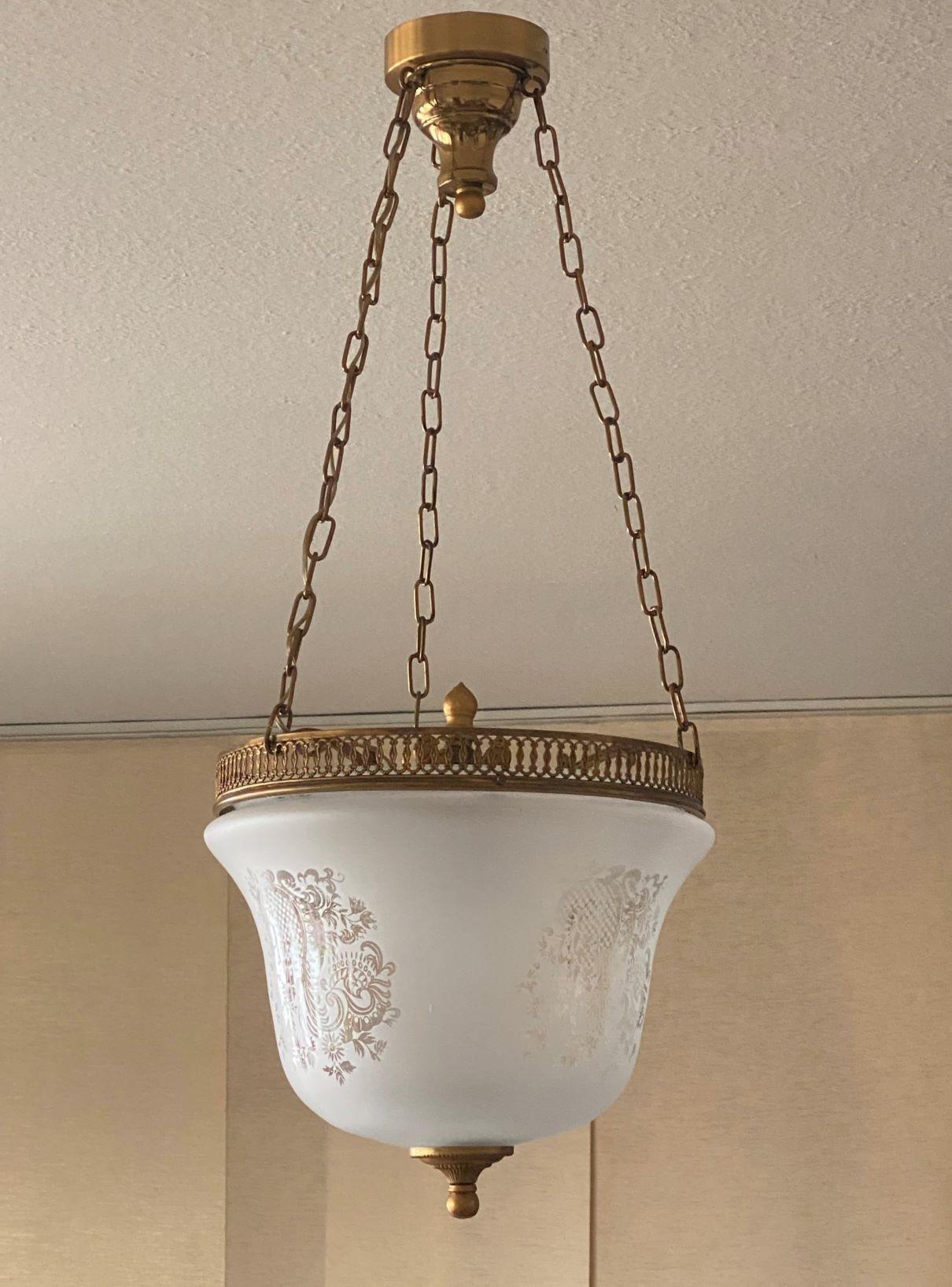 French Art Deco Etched Glass Brass Bell Lantern Cloche Pendant, 1930s In Good Condition For Sale In Frankfurt am Main, DE