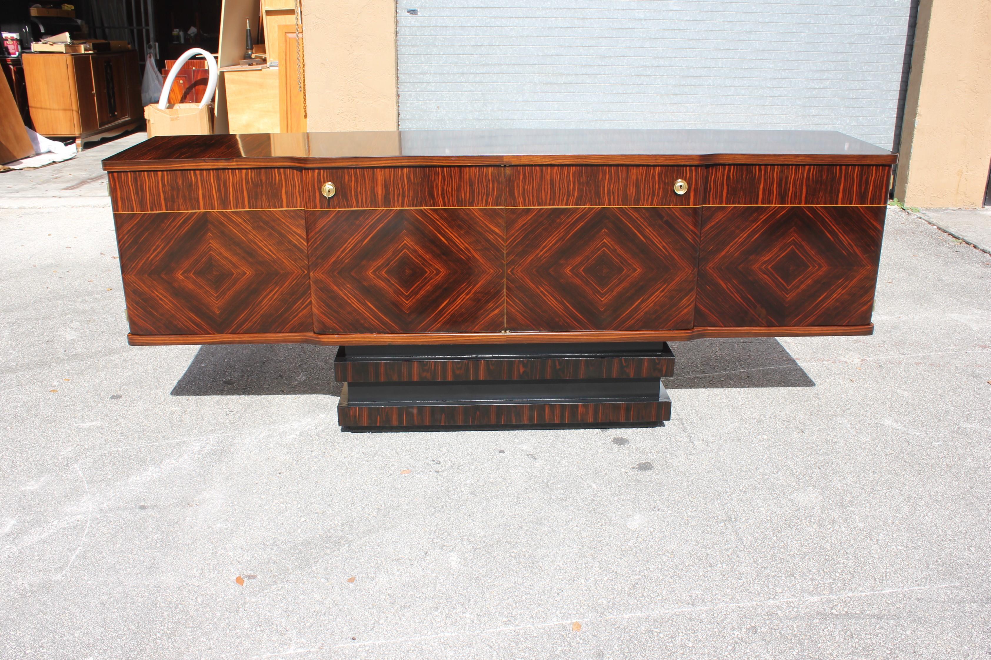 French Art Deco Exotic Macassar Ebony Sideboard or Buffet, 1940s 14