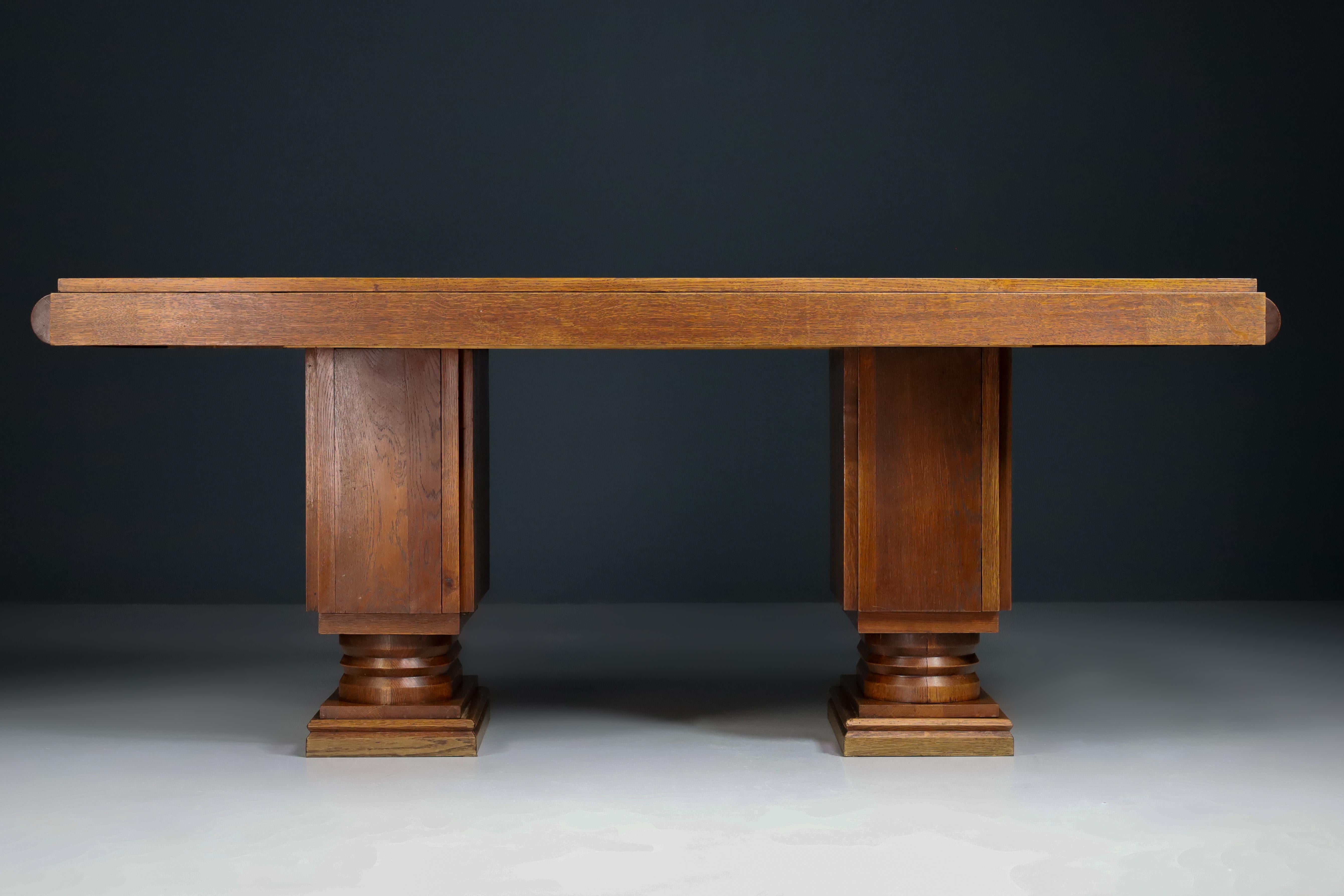 French Art Deco Extendable Table in Oak by Charles Dudouyt, France, 1940s 5