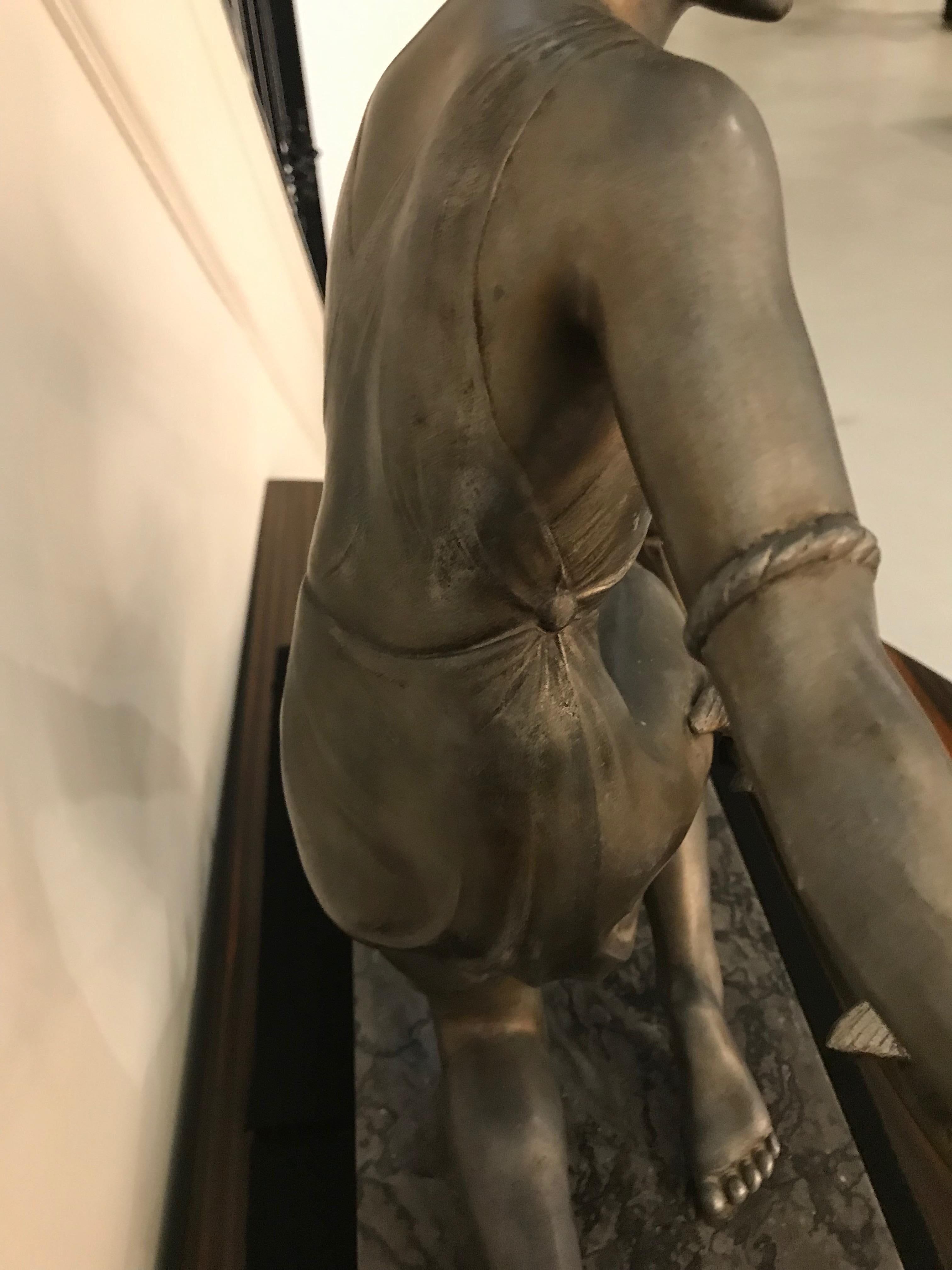 French Art Deco Female Sculpture on Marble For Sale 5