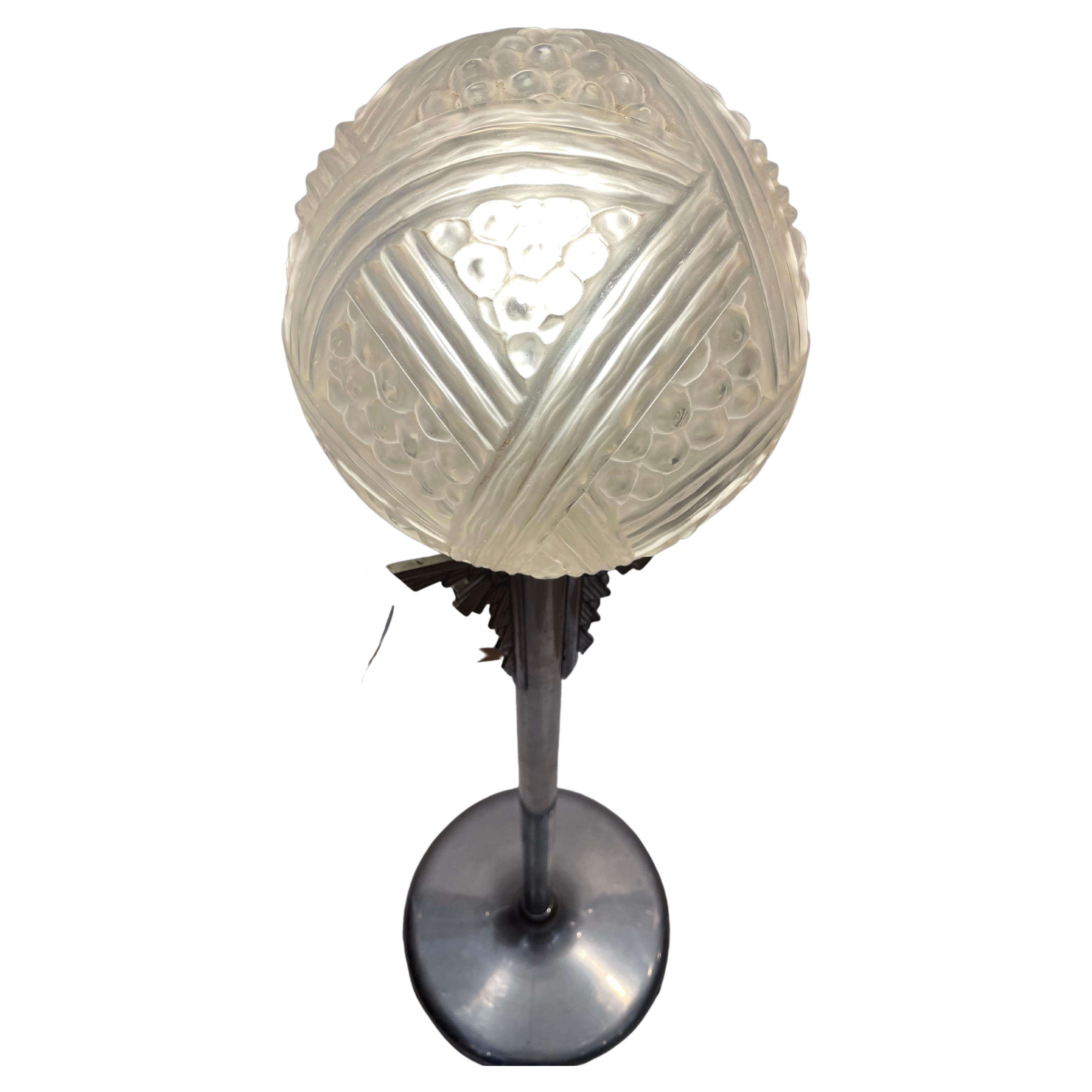 French Art Deco Floor Lamp, 1930 For Sale
