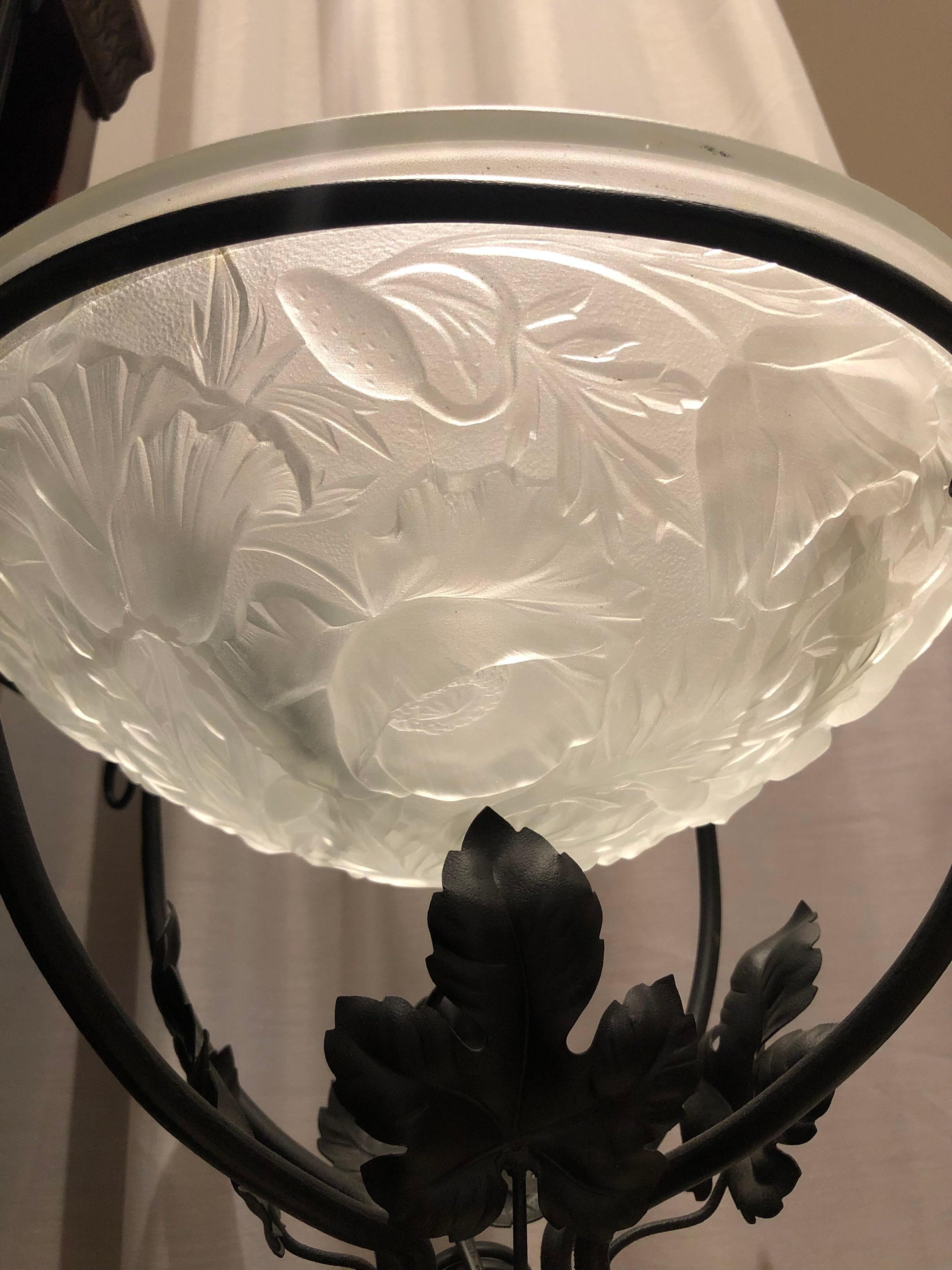 French Art Deco Floor Lamp In Good Condition For Sale In Pompano Beach, FL