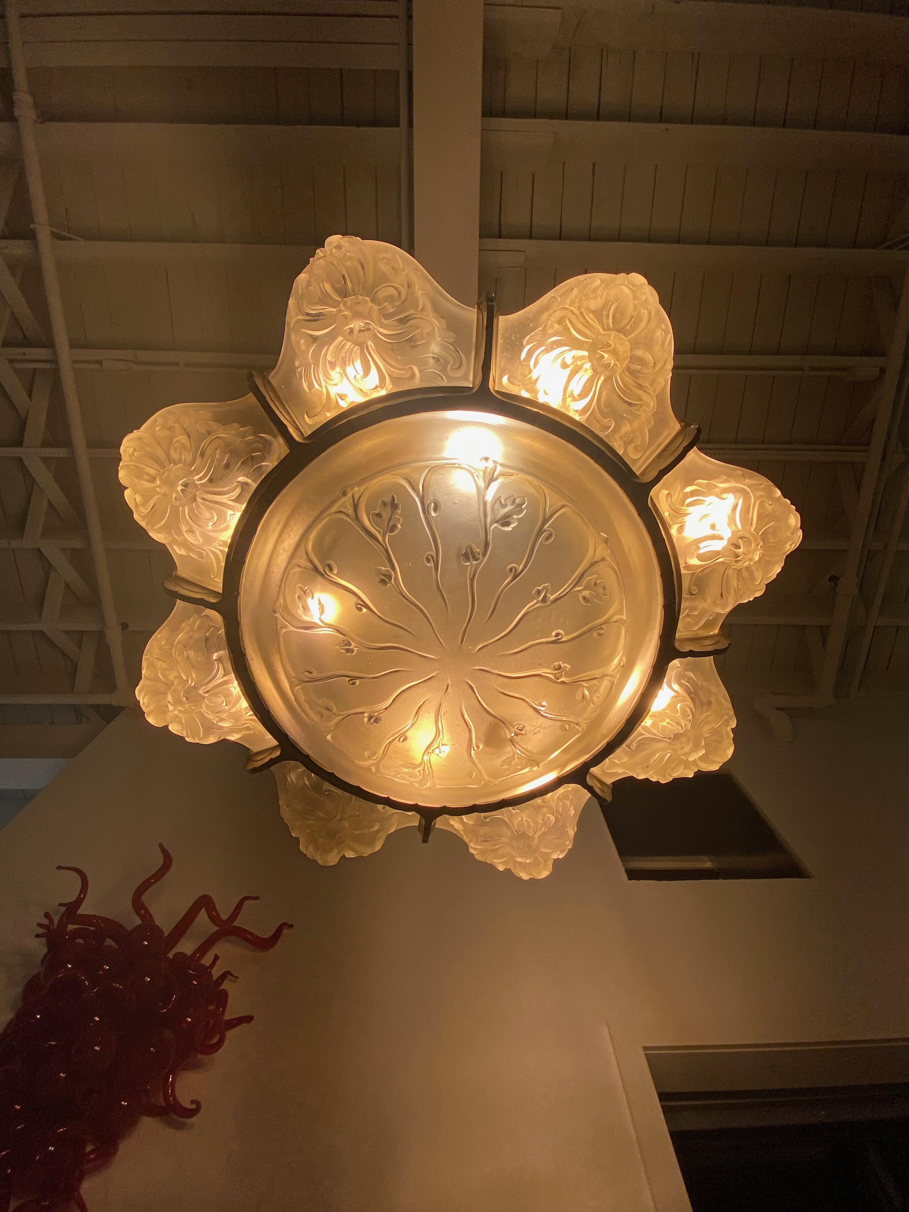 French Art Deco Floral Chandelier Signed Sabino For Sale 5