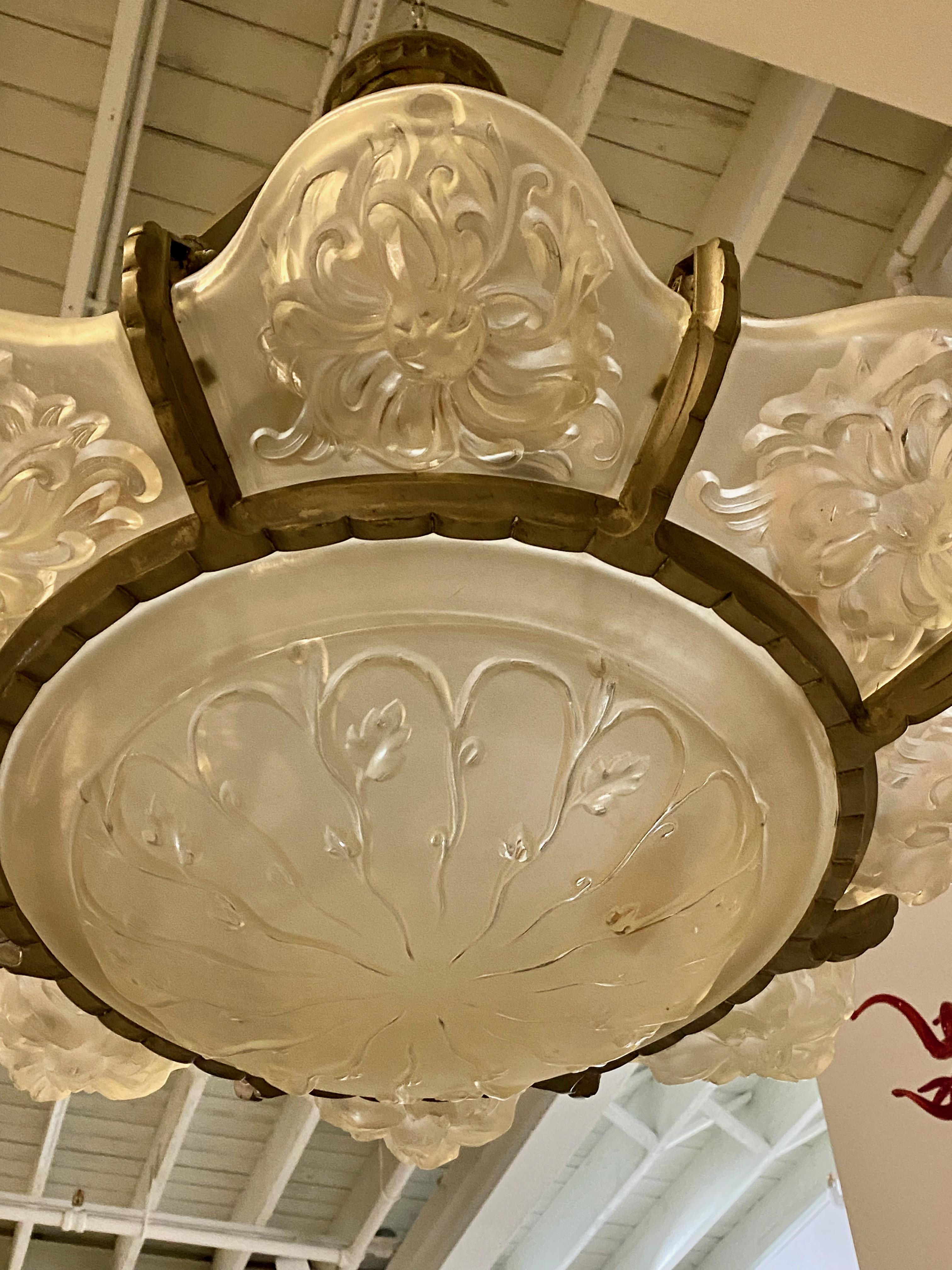 French Art Deco Floral Chandelier Signed Sabino In Good Condition For Sale In North Bergen, NJ