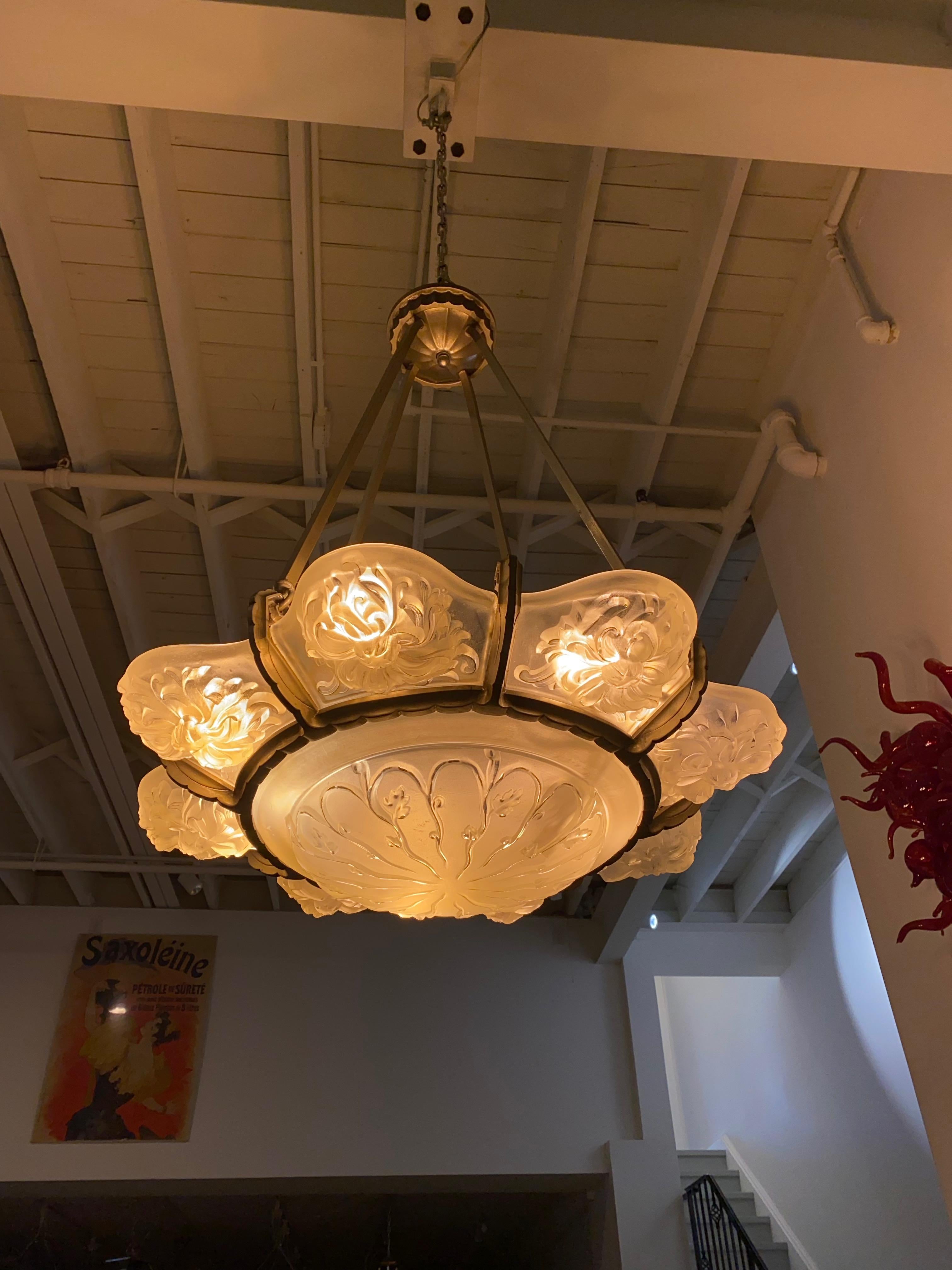 French Art Deco Floral Chandelier Signed Sabino For Sale 4