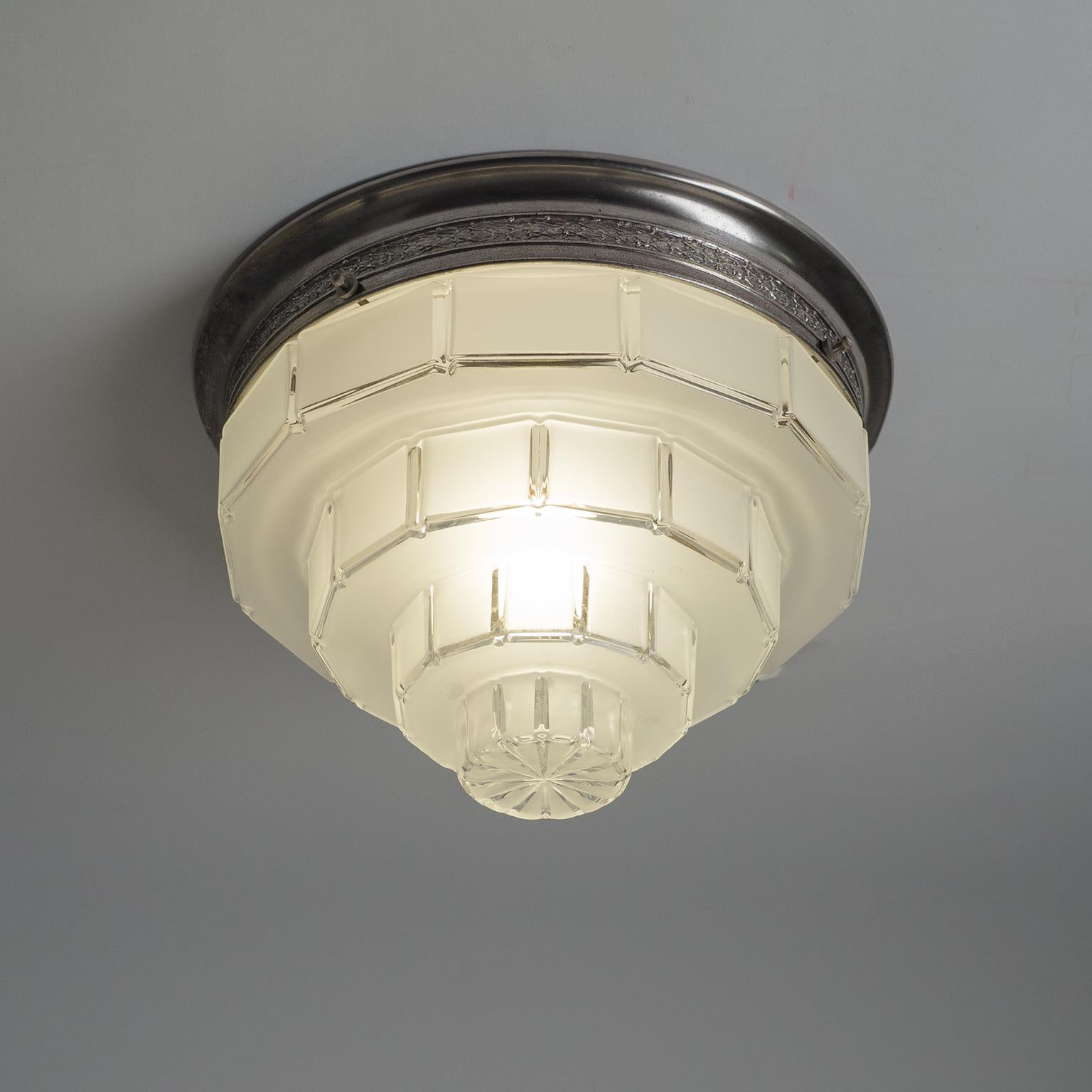 French Art Deco Flush Mounts, circa 1930 6