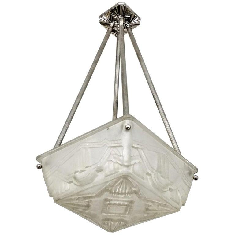 20ième siècle Lustre encastré ou à suspension Art Déco français par Sabino (Paire disponible) en vente