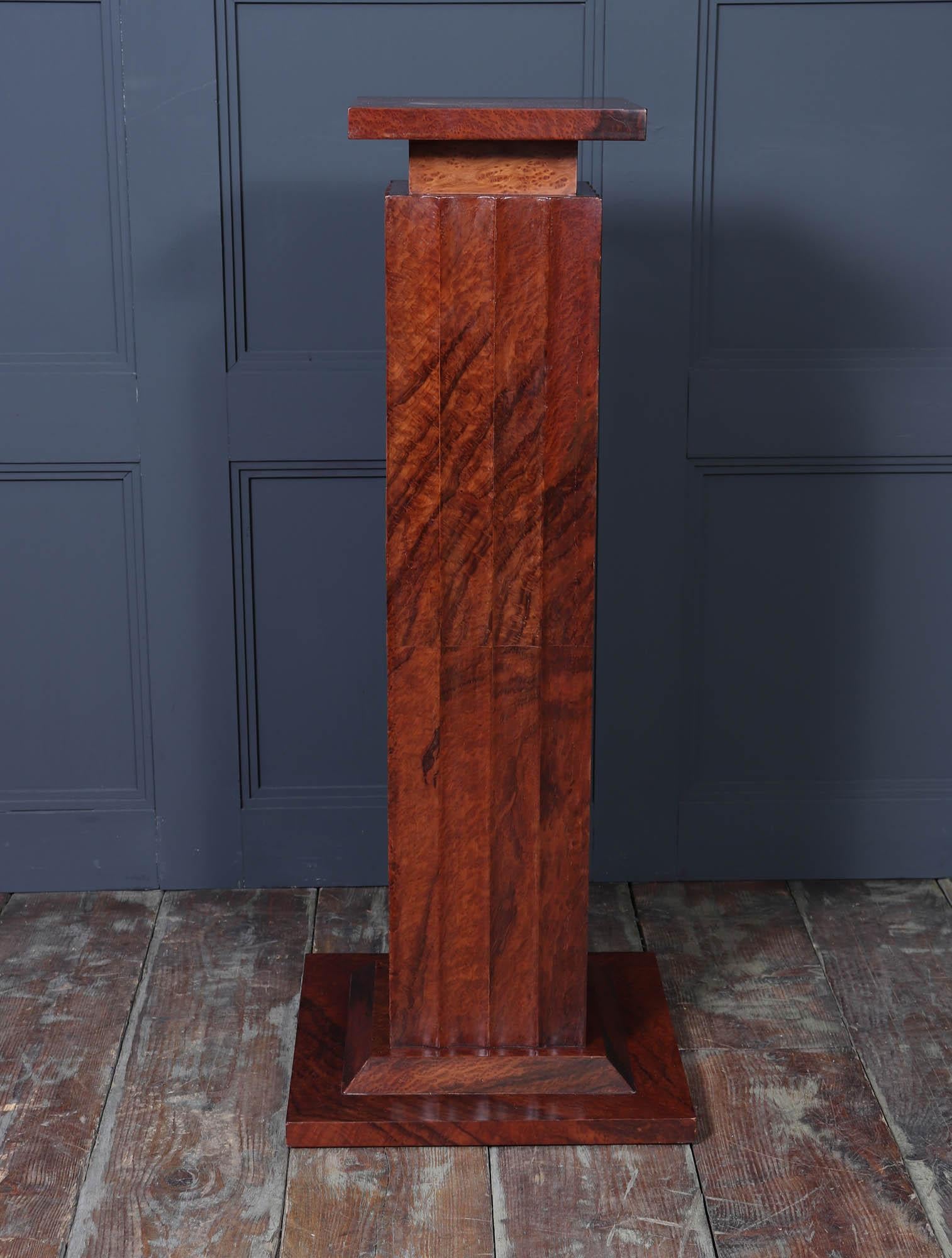 Mid-20th Century French Art Deco Fluted Thuya Column For Sale