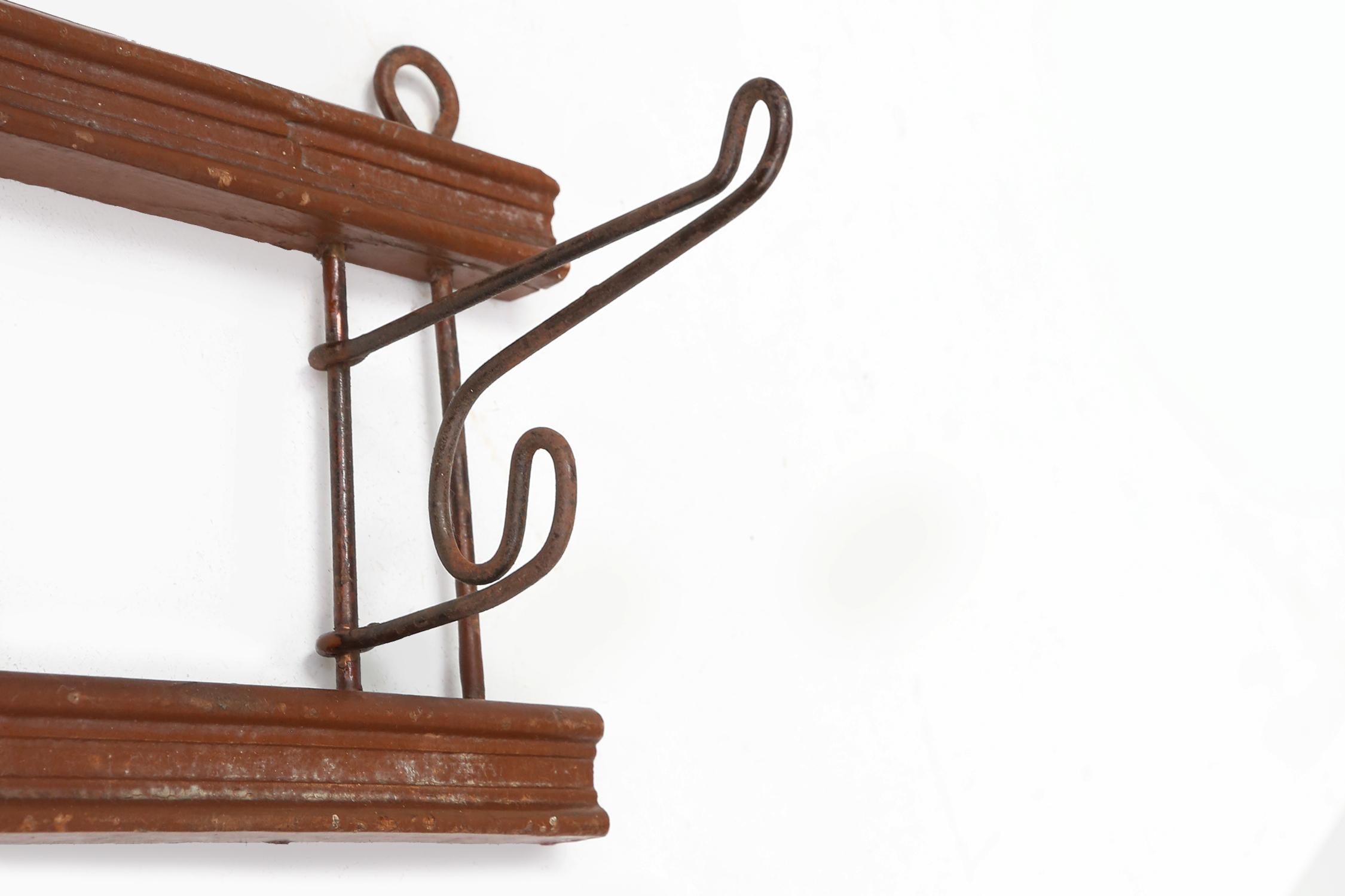 Metallo Appendiabiti da parete pieghevole in stile Art Déco francese, 1930 ca. in vendita