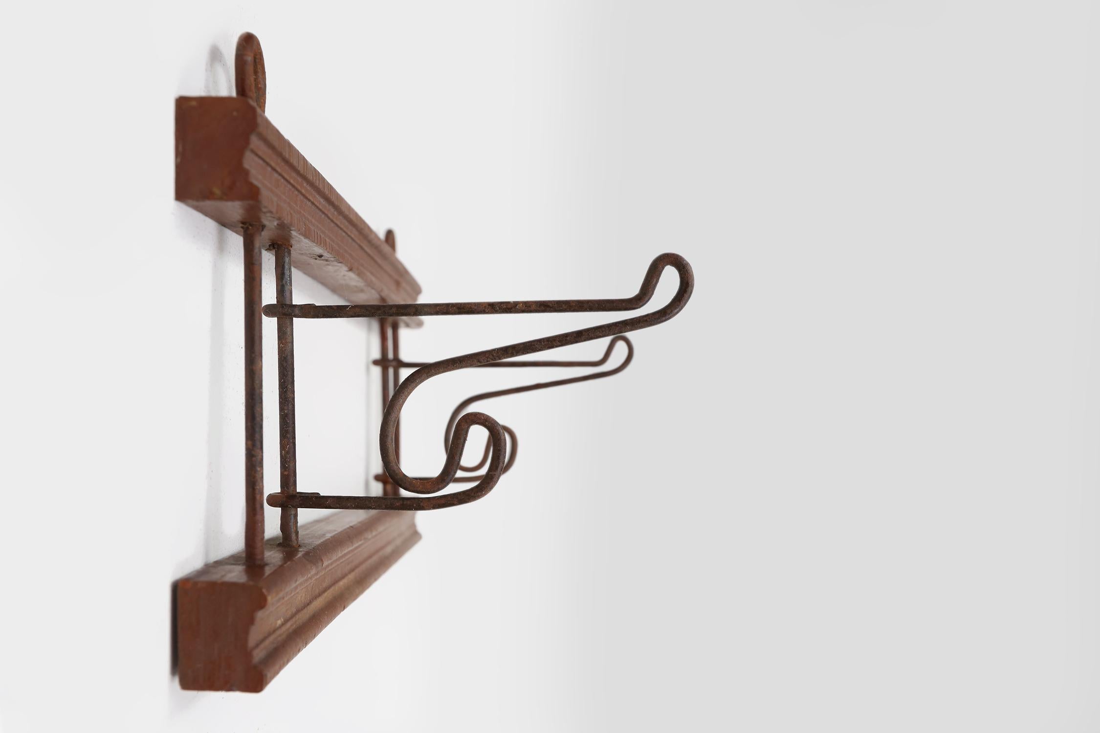 Appendiabiti da parete pieghevole in stile Art Déco francese, 1930 ca. in vendita 1