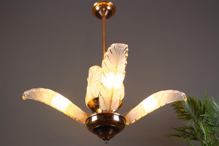 French Art Deco Four-Light Copper and Frosted Glass Chandelier by Ezan, 1930s For Sale 12