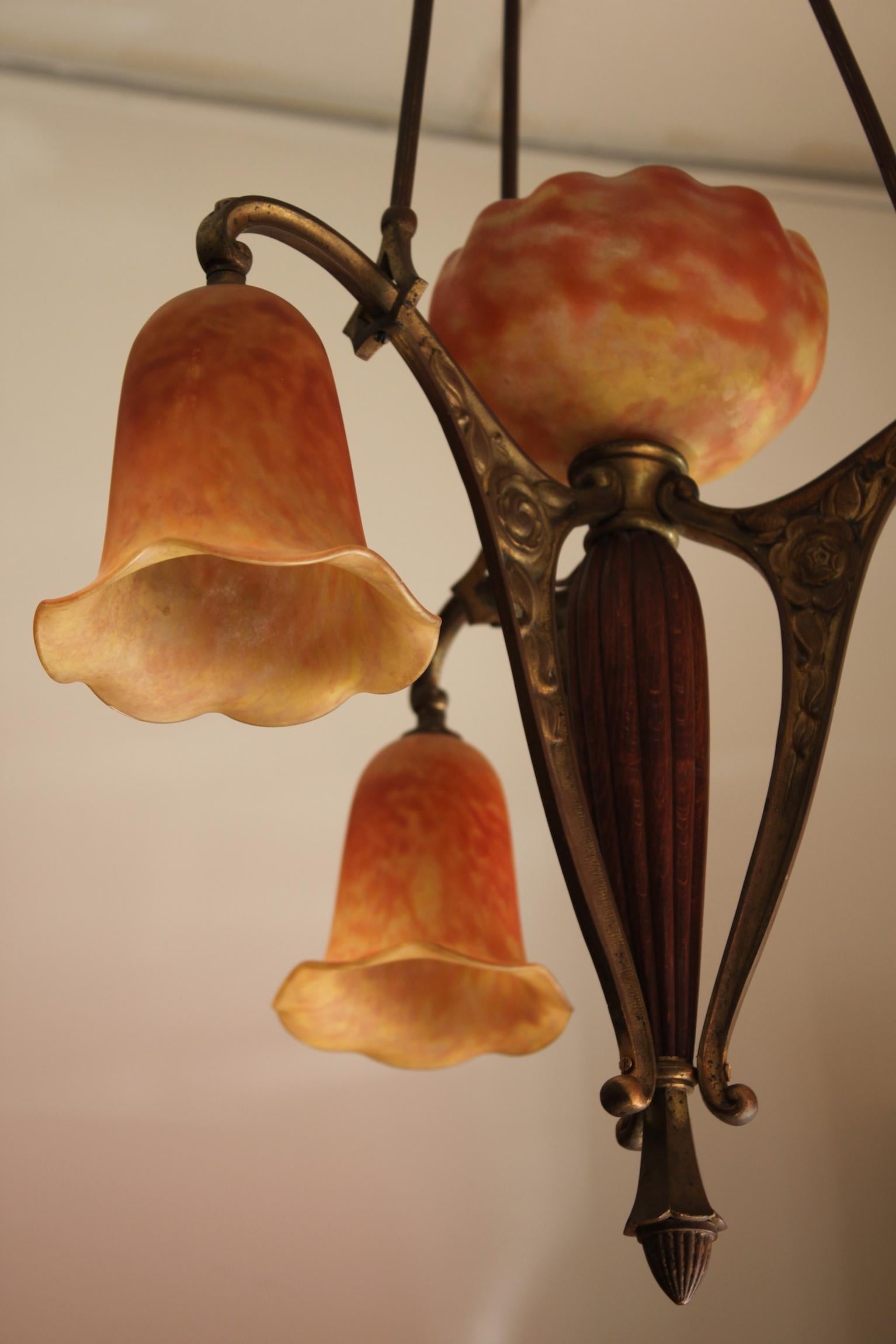 French Art Deco Four Lights Daum Chandelier 1