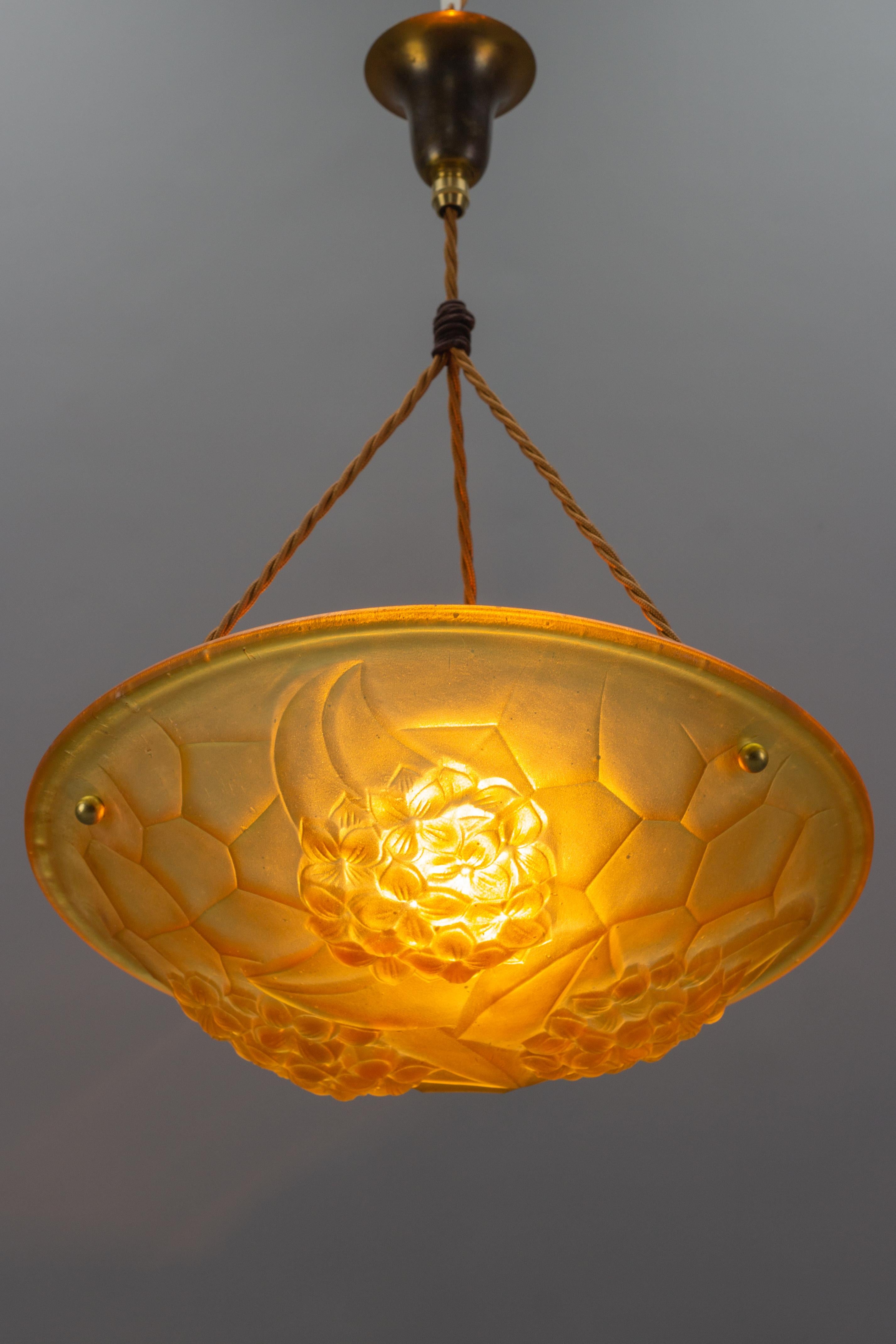 Mid-20th Century French Art Deco Frosted Amber Color Pendant Light Signed ROS, 1930s For Sale