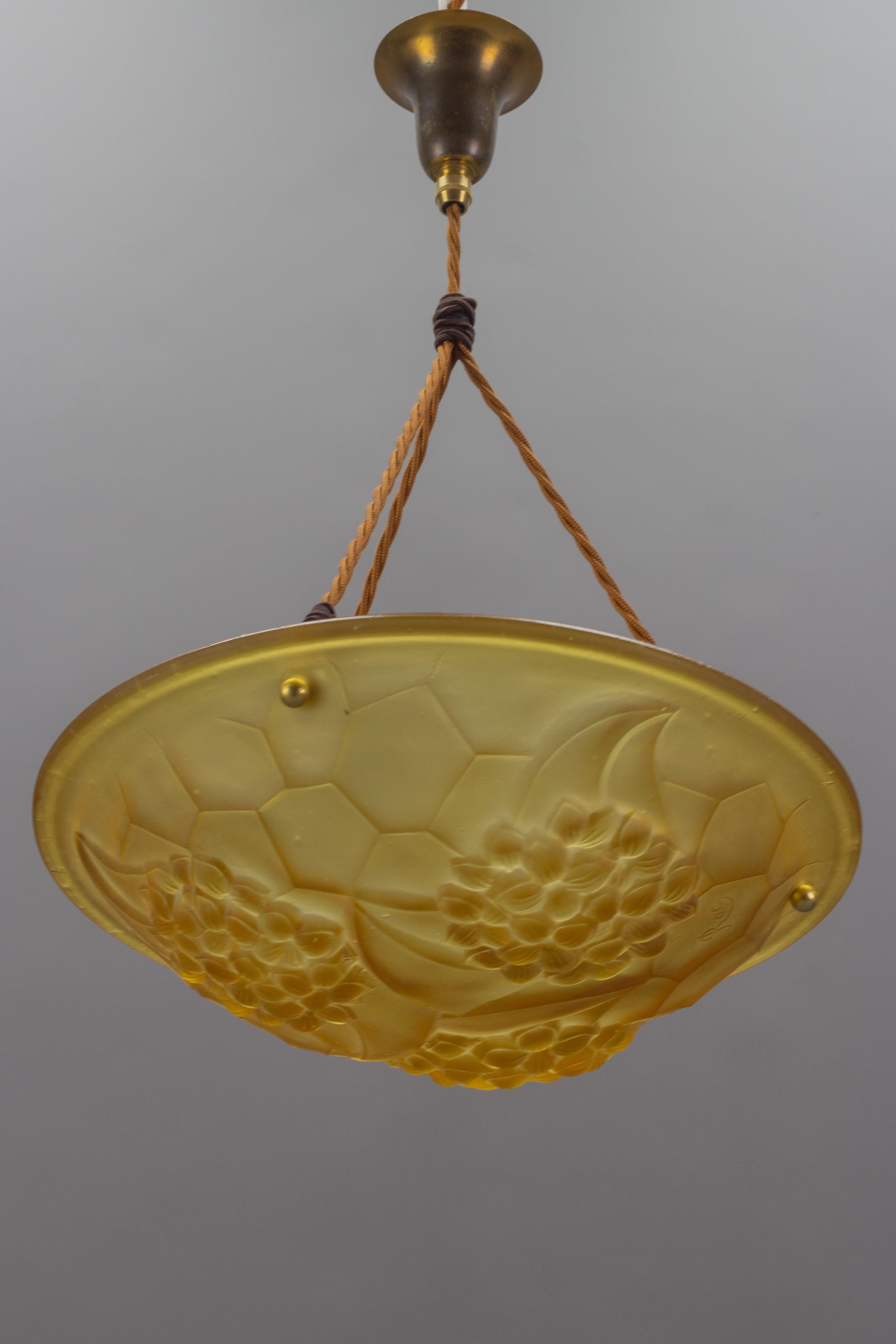 French Art Deco Frosted Amber Color Pendant Light Signed ROS, 1930s For Sale 1