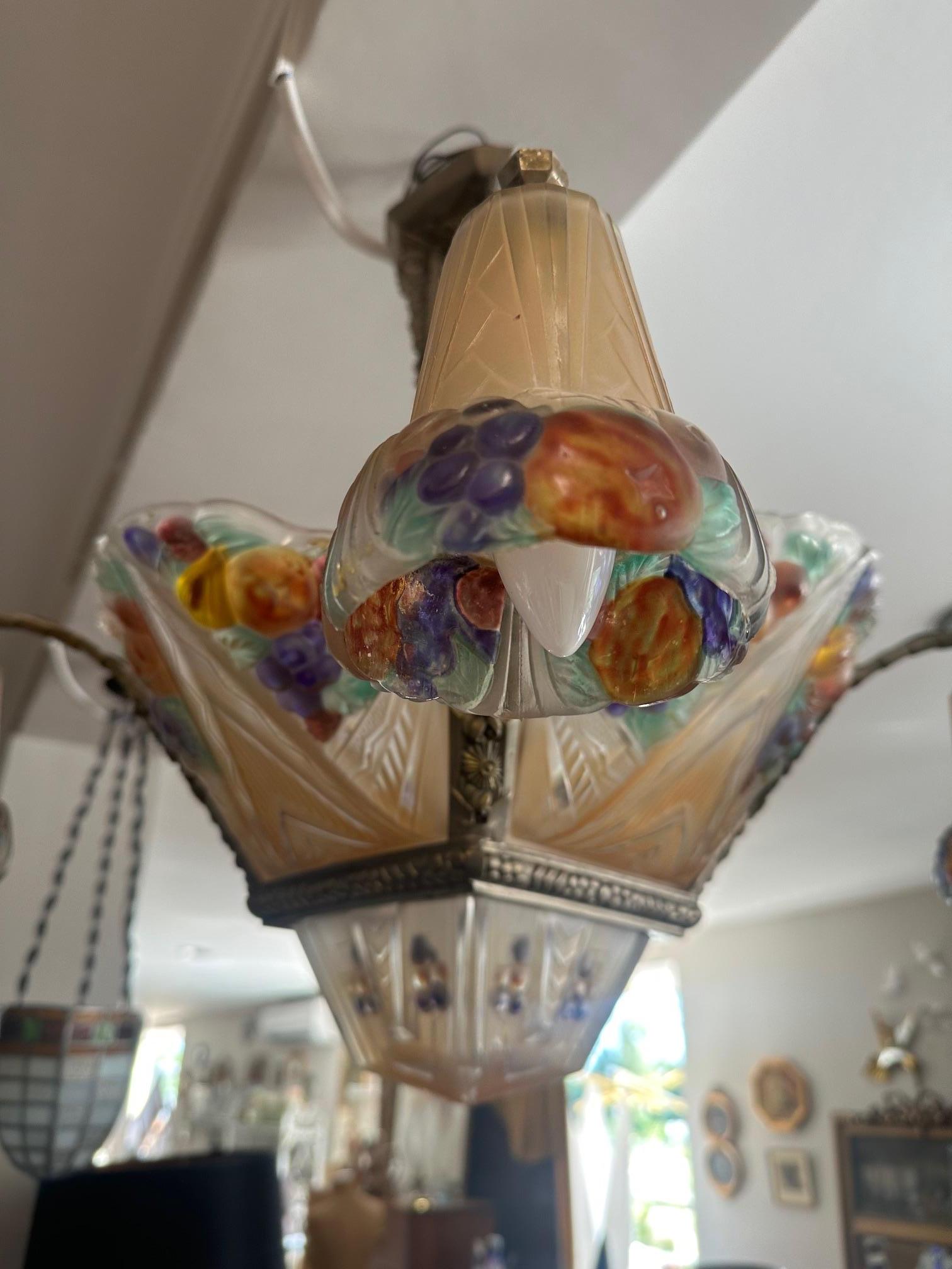 Lampadario francese Art déco in vetro artistico smerigliato e bronzo, anni '30 in vendita 10