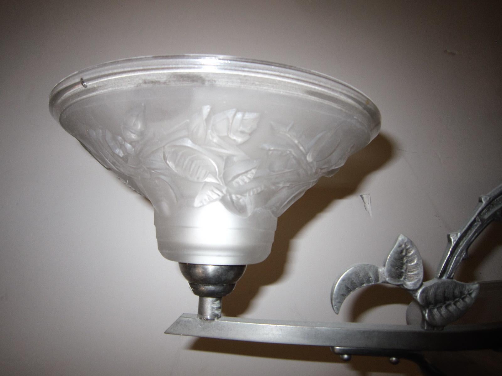 20th Century French Art Deco Frosted Art Glass Chandelier Signed Maynadier For Sale