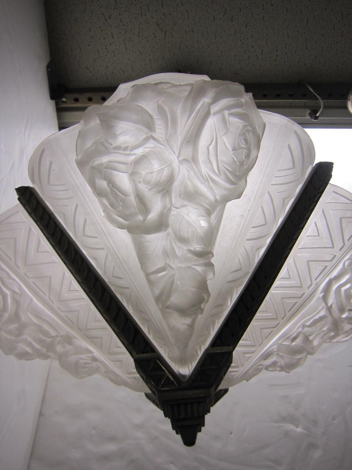 French Art Deco Frosted Art Glass Chandelier with Roses, Signed Verdun, France 5