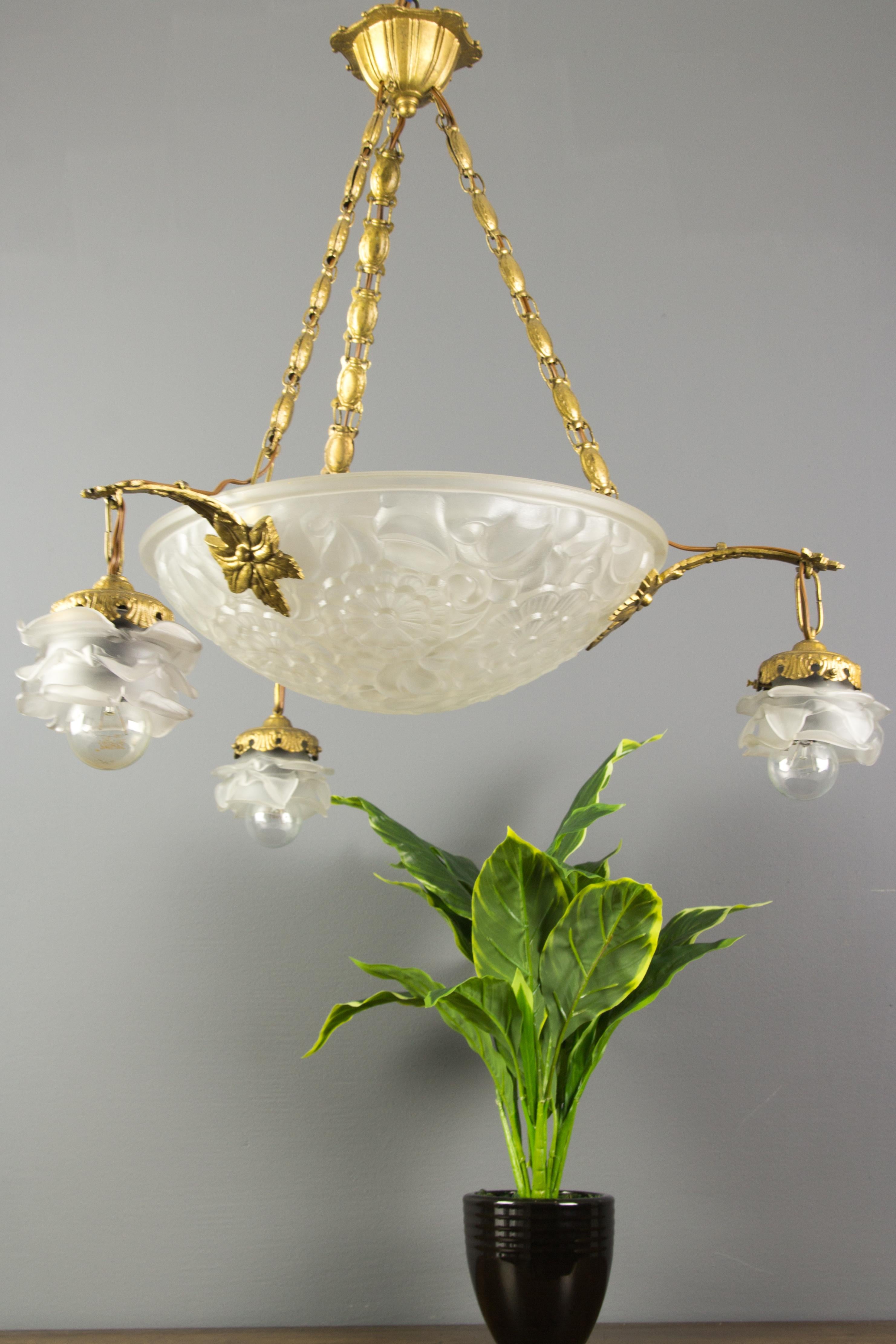 French Art Deco Frosted Glass and Bronze Four-Light Pendant Chandelier, 1930s 1