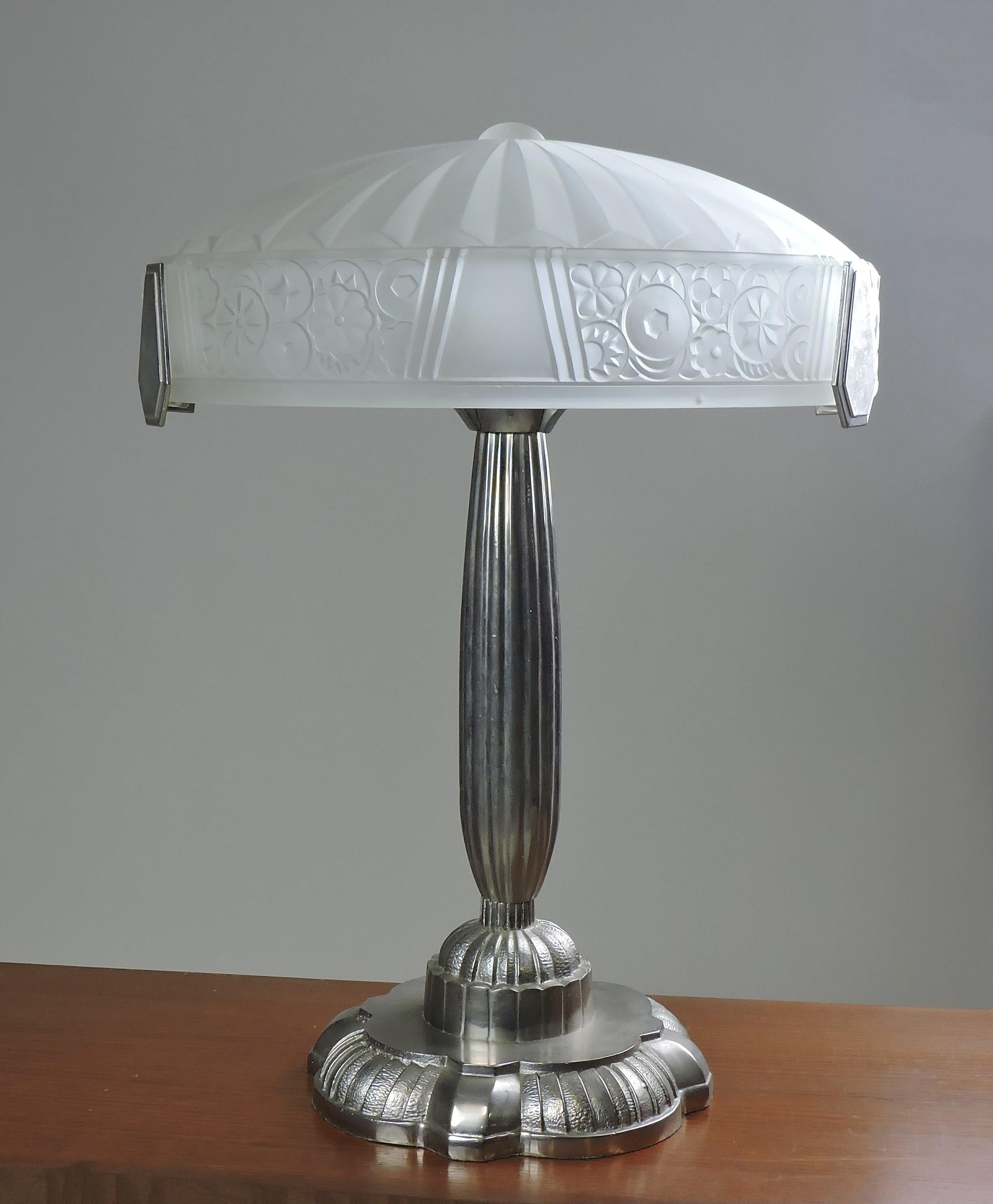 French Art Deco Frosted Glass and Nickel Table Lamp 3