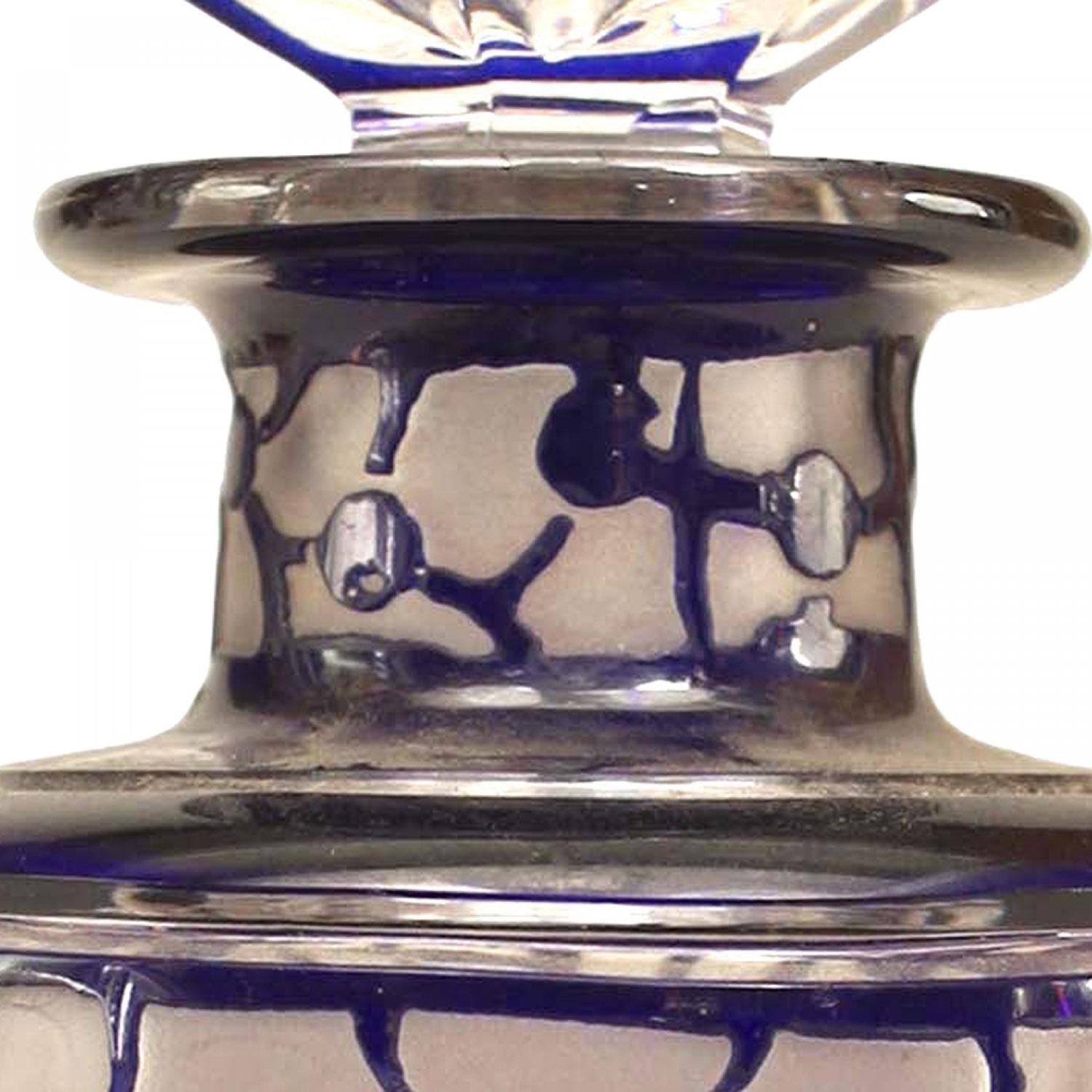 Botella de Perfume Floral de Vidrio Esmerilado Art Decó Francés Escarchado en venta