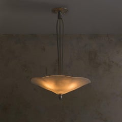 Lampada a sospensione in vetro smerigliato in stile Art Déco francese di David Guéron, anni ’30