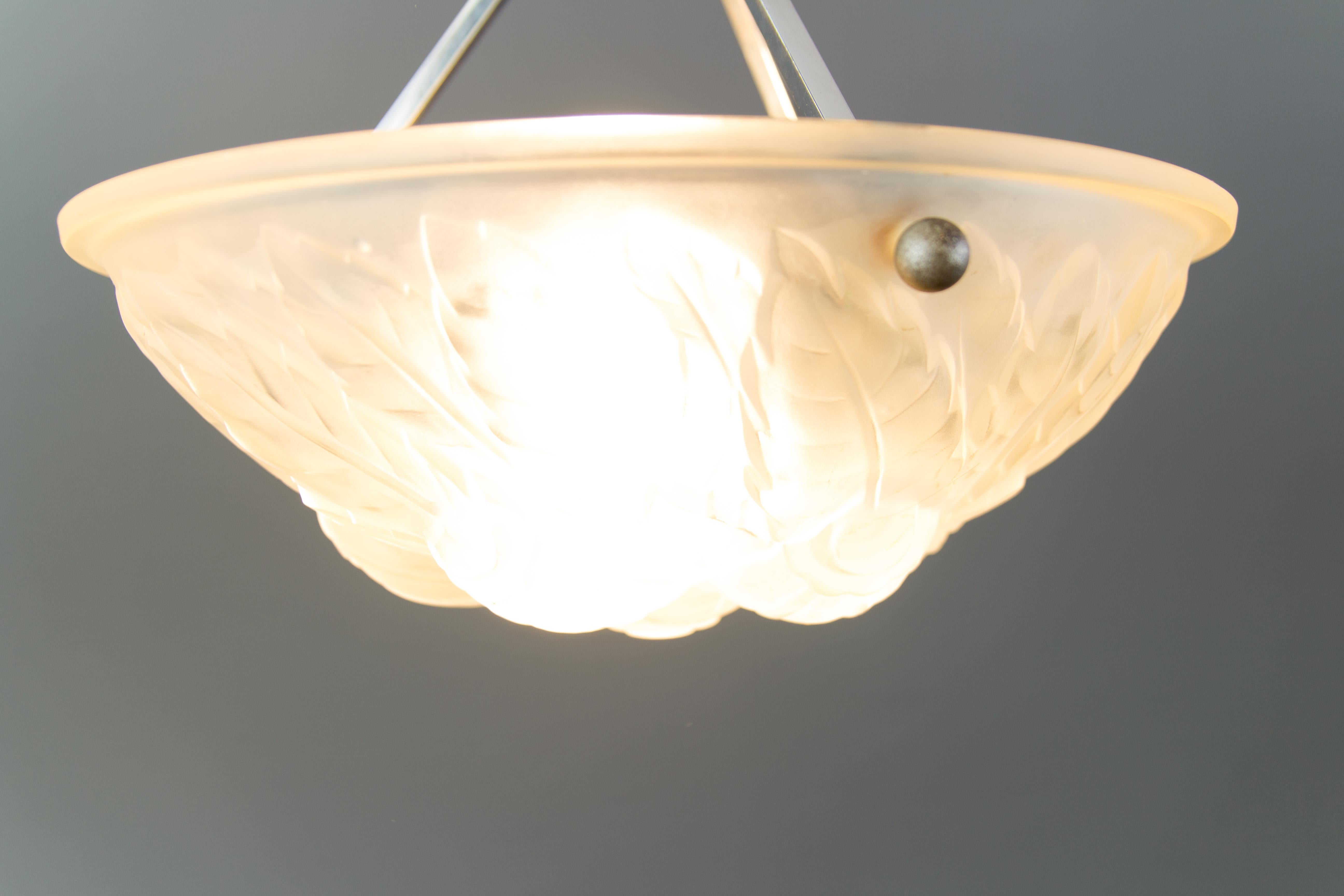 French Art Deco Frosted Glass Pendant Chandelier by Verrerie des Vosges, 1930s 9