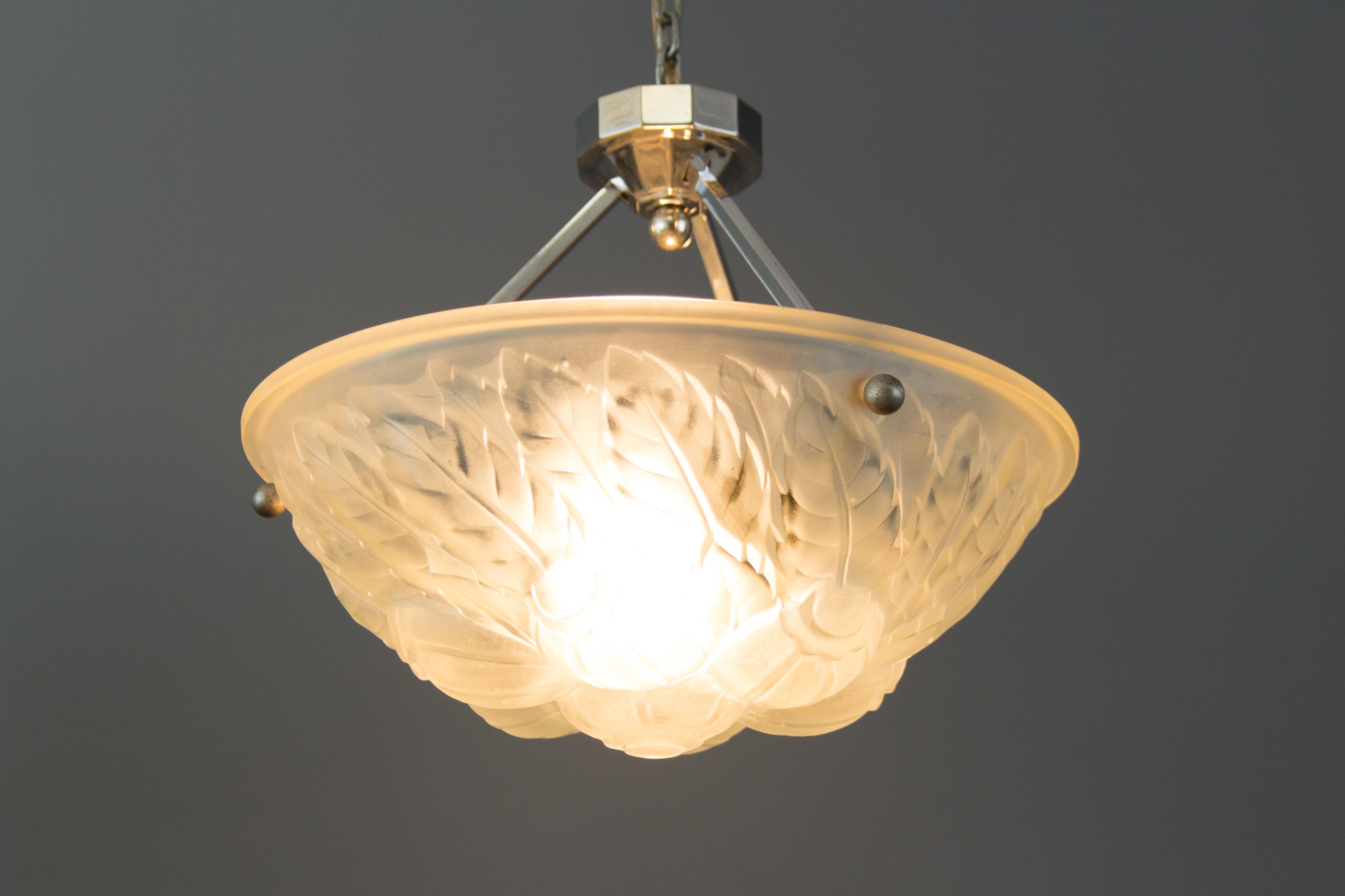 French Art Deco Frosted Glass Pendant Chandelier by Verrerie des Vosges, 1930s 14