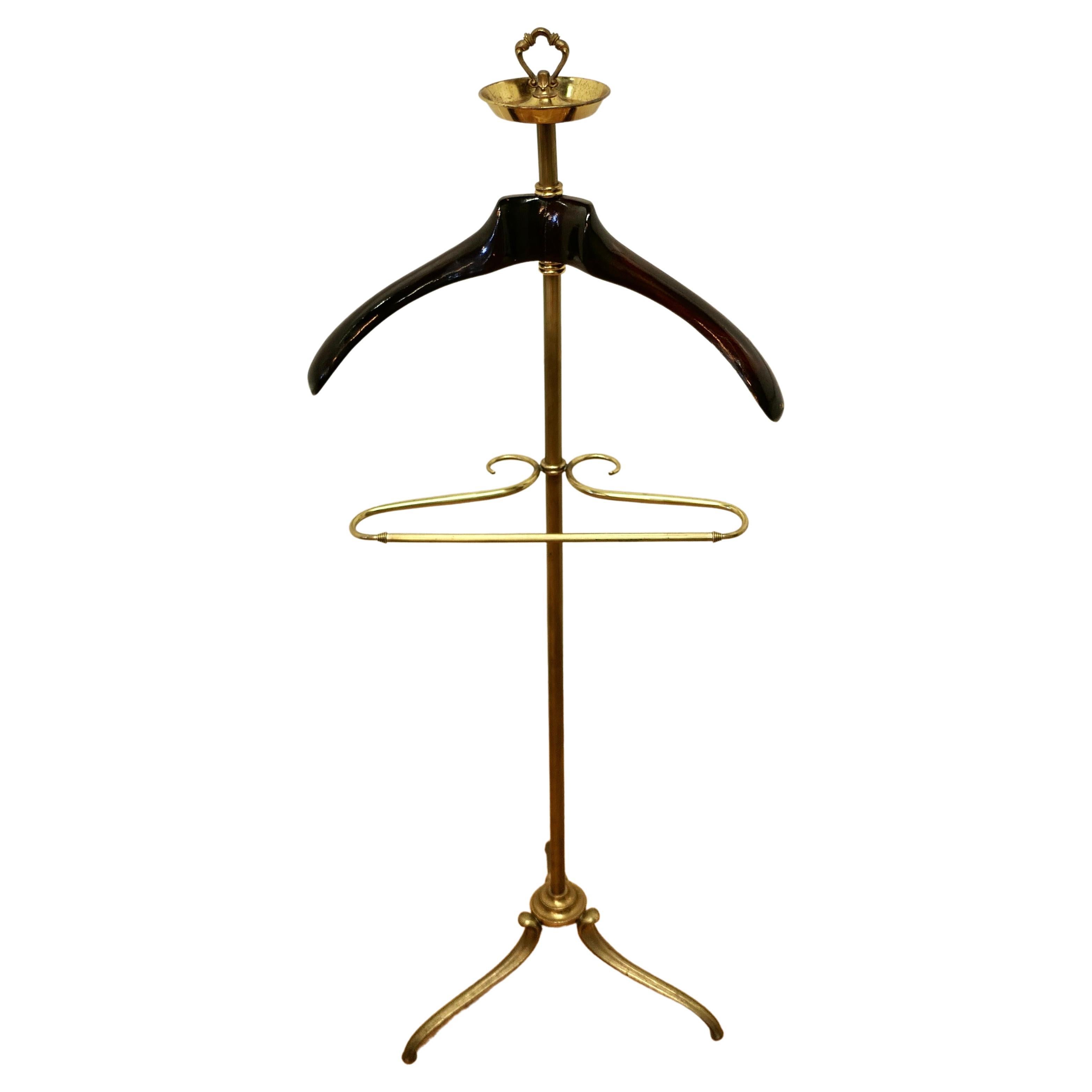 French Art Deco Gentleman’s Floor Standing Brass Suit Hanger or Dumb Valet For Sale