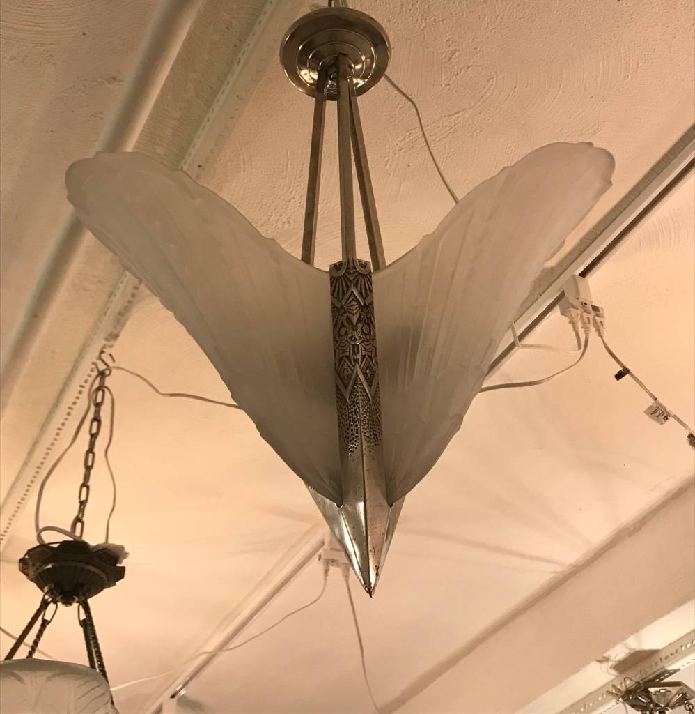 Araña geométrica francesa Art Déco de E.J.G. Art Decó en venta