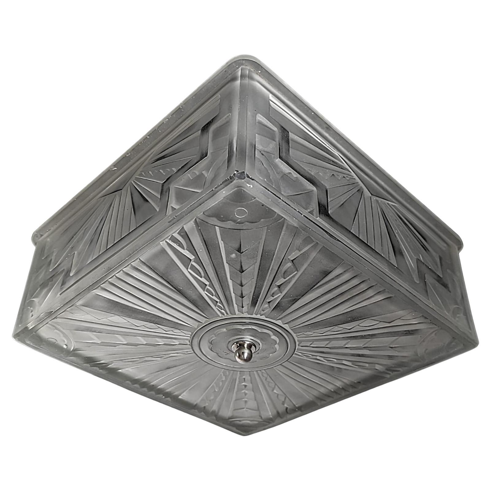 Français Monture encastrée géométrique Art Déco française par Genet Michon en vente