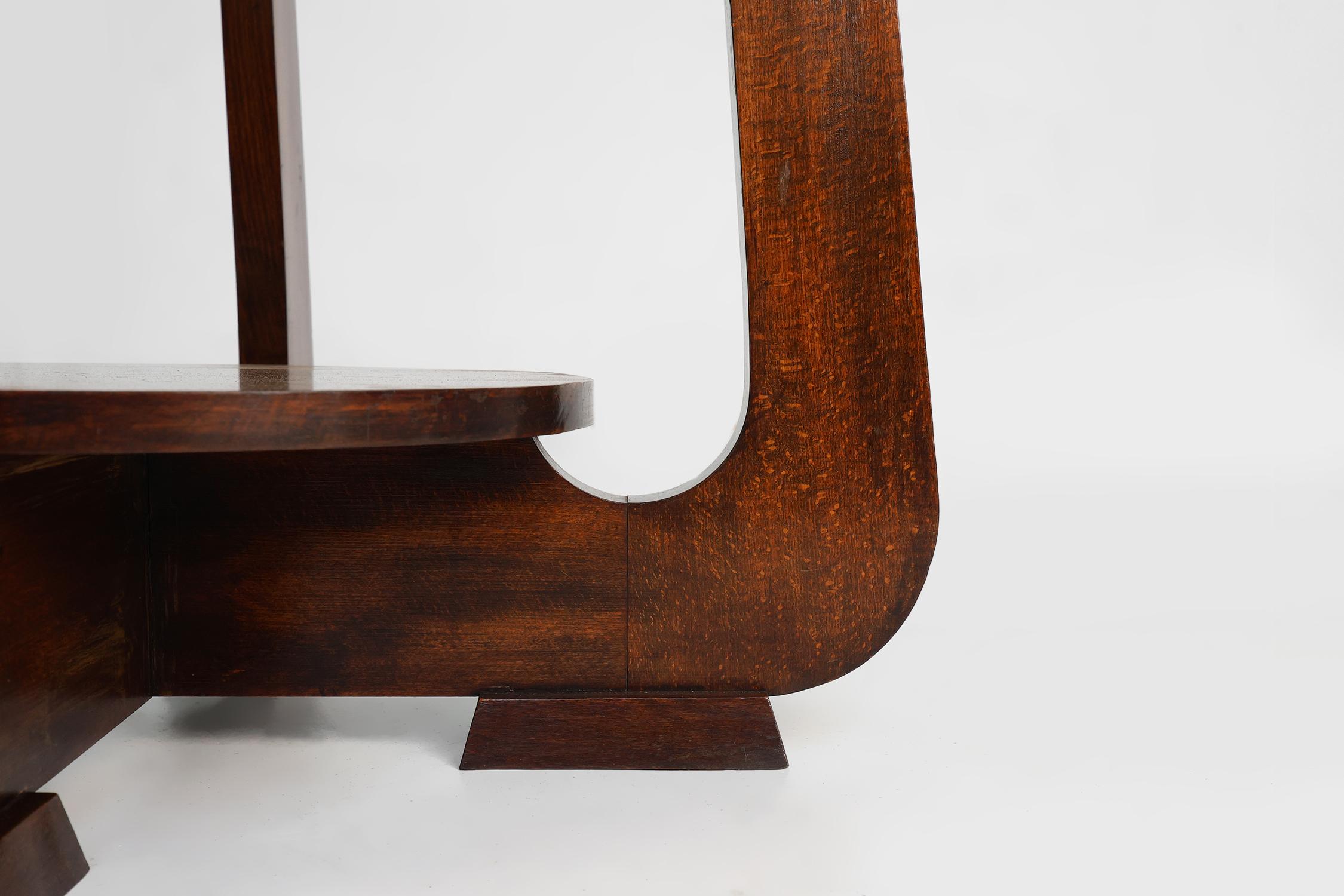 Mid-20th Century French Art Deco geometric side table with arched base, 1930s